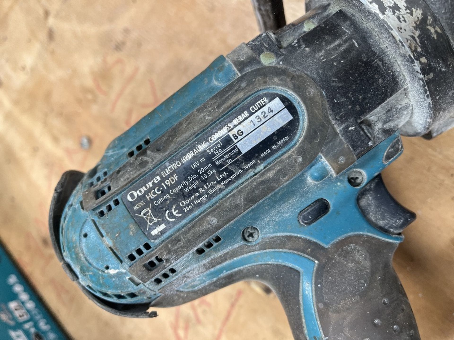 Makita Ogura Electro Hydraulic Cordless Rebar Cutter HCC-19DF please note no battery or charger - Image 3 of 4