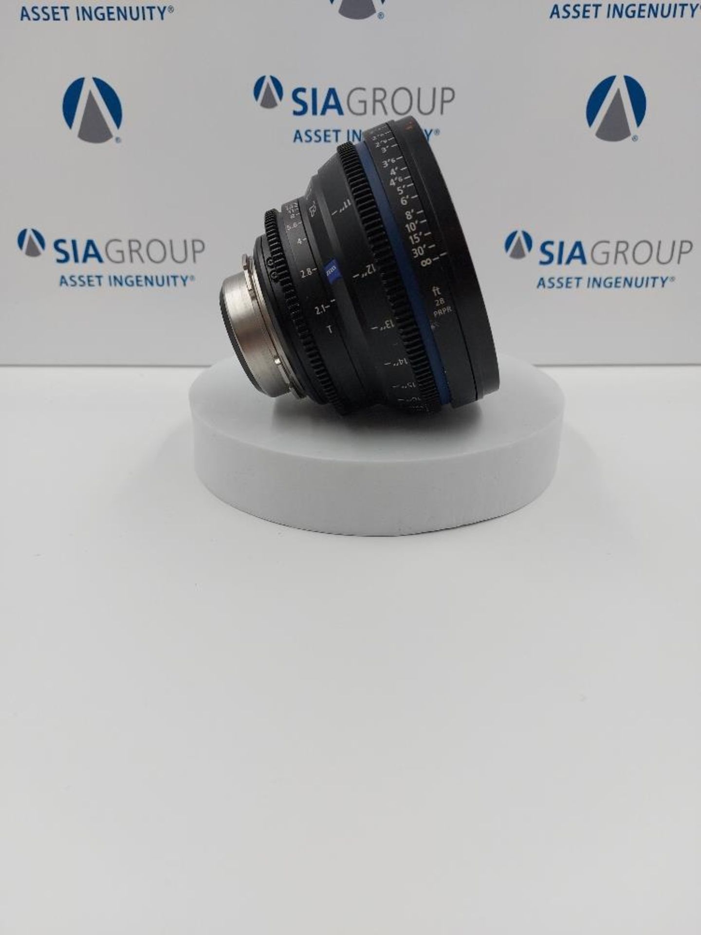 Zeiss Compact Prime CP.2 Super Speed 6-Lens Kit - Image 22 of 38