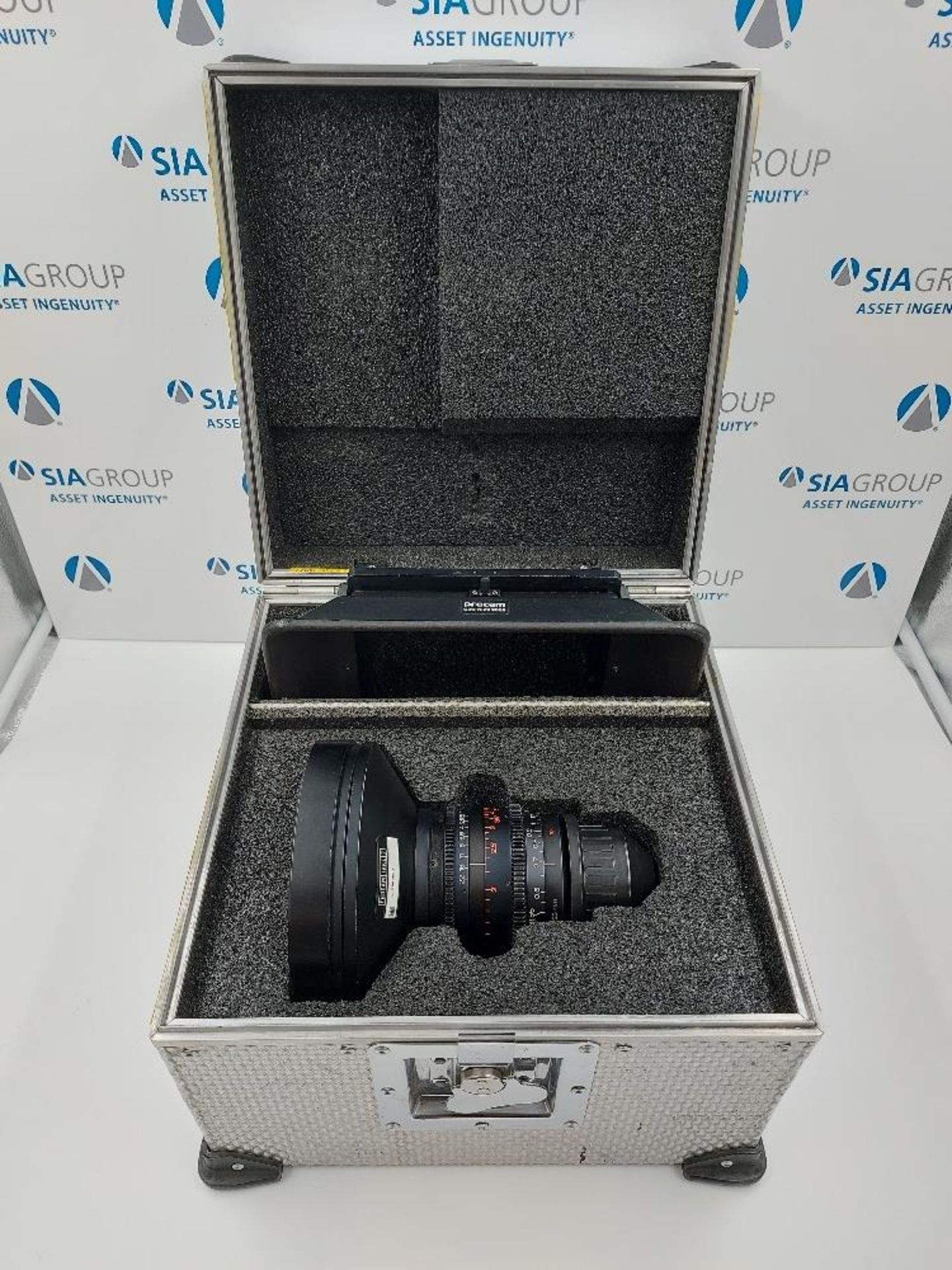 Zeiss Distagon 10mm T2.1 S35 Standard Prime PL Mount Lens Kit - Image 9 of 9