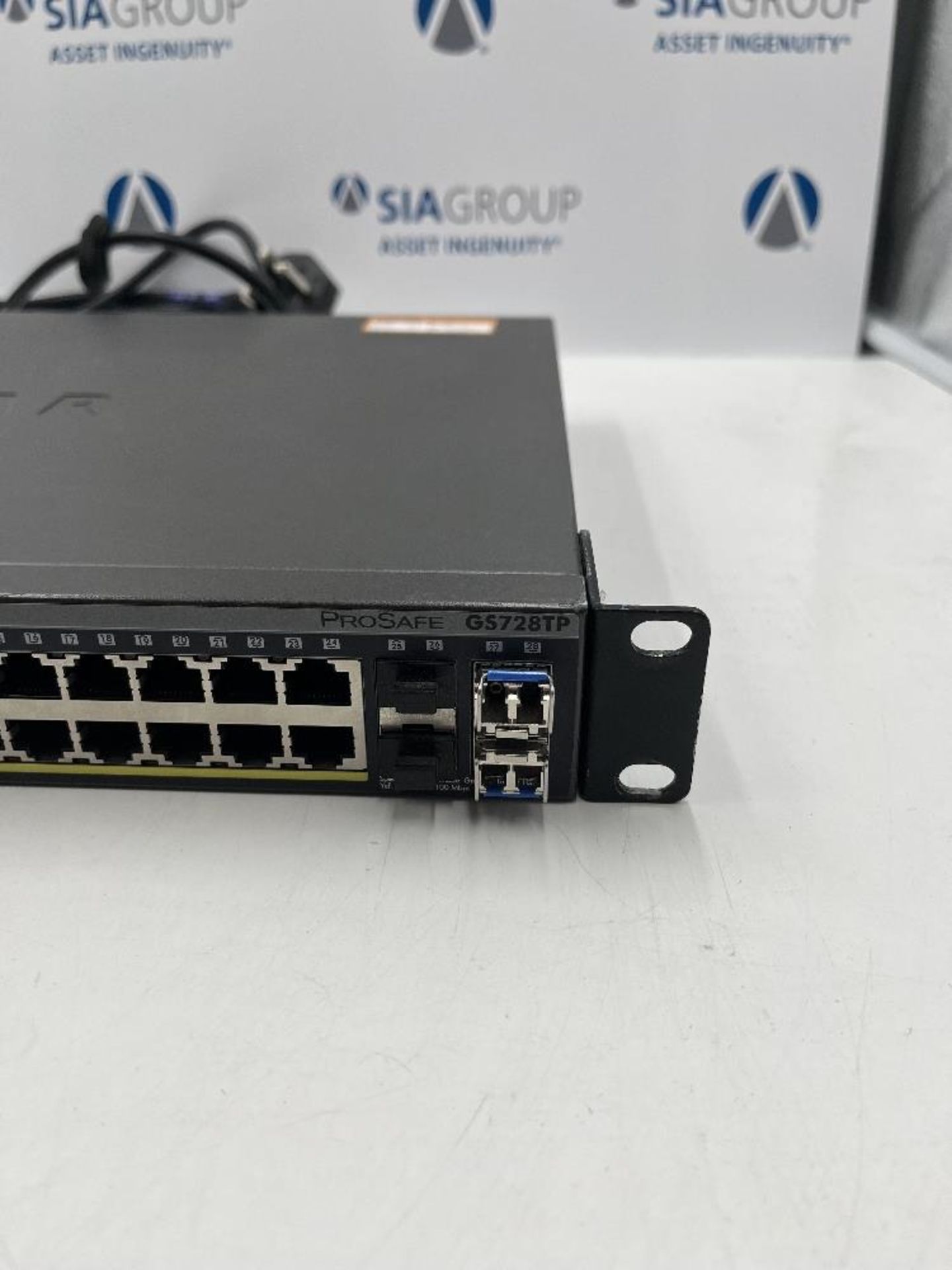 Netgear GS728TP ProSAFE 24-Port Gigabit PoE Smart Switch - Image 3 of 4