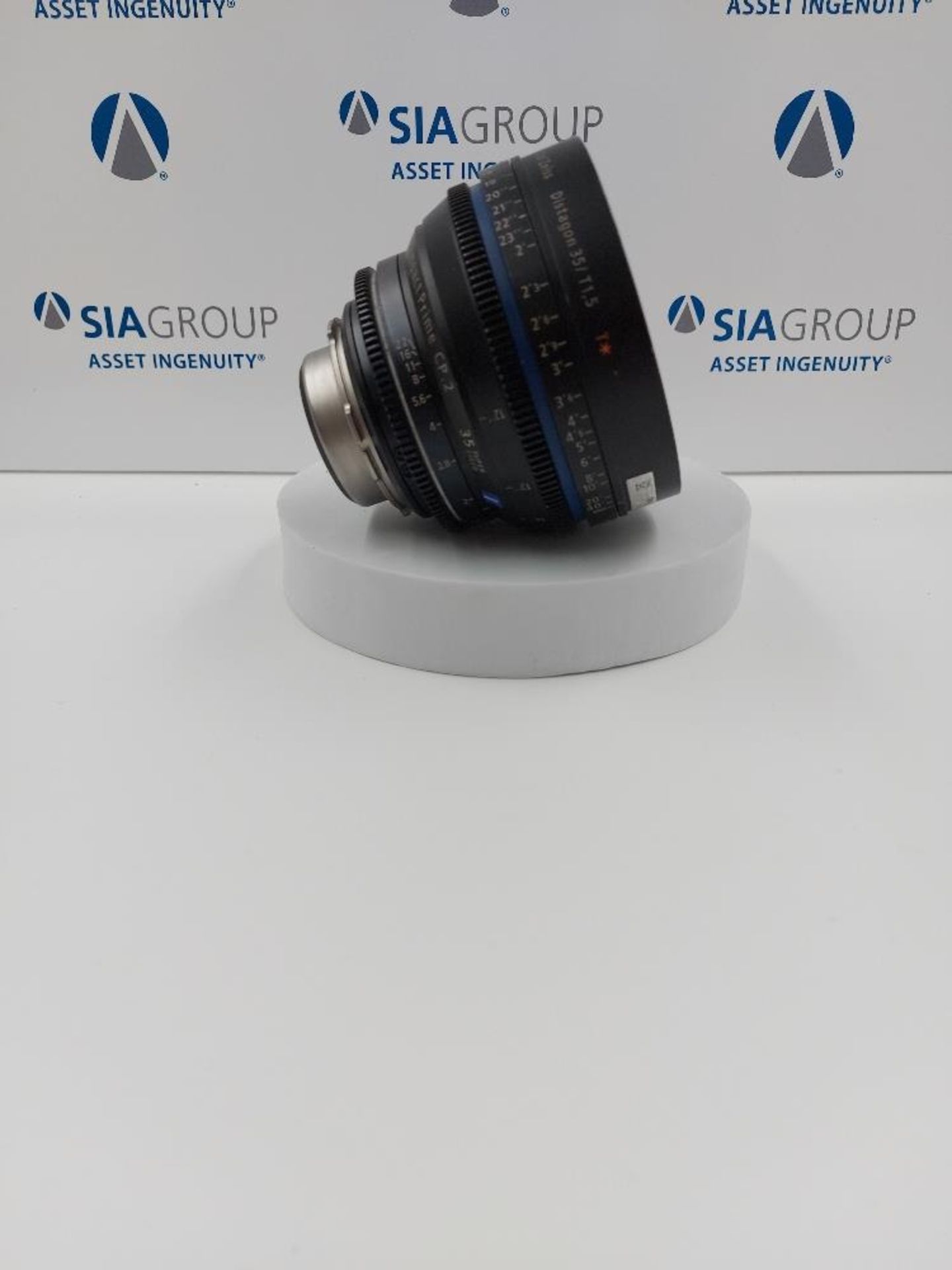 Zeiss Compact Prime CP.2 Super Speed 6-Lens Kit - Image 15 of 38