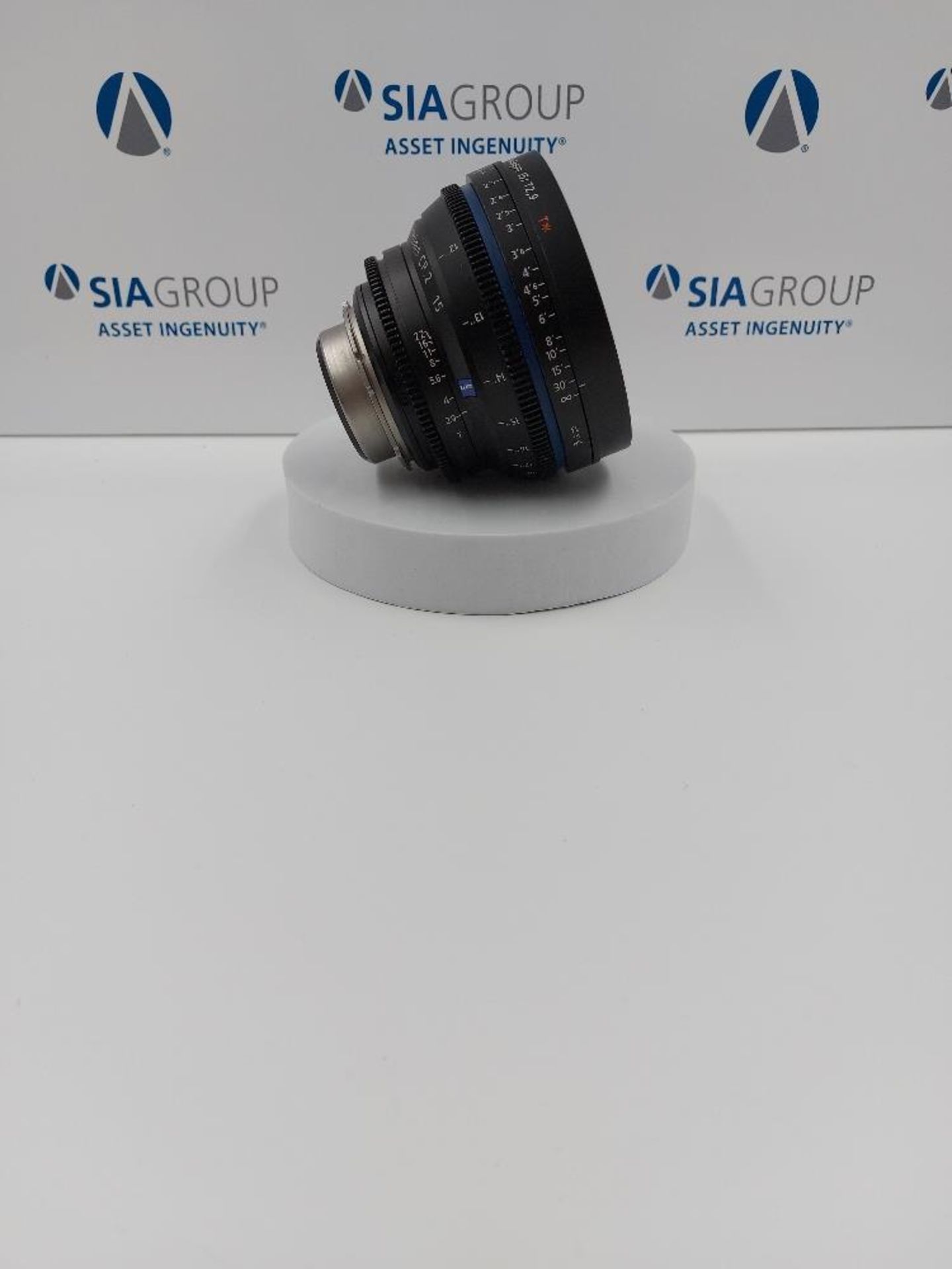 Zeiss Compact Prime CP.2 Super Speed 6-Lens Kit - Image 34 of 38