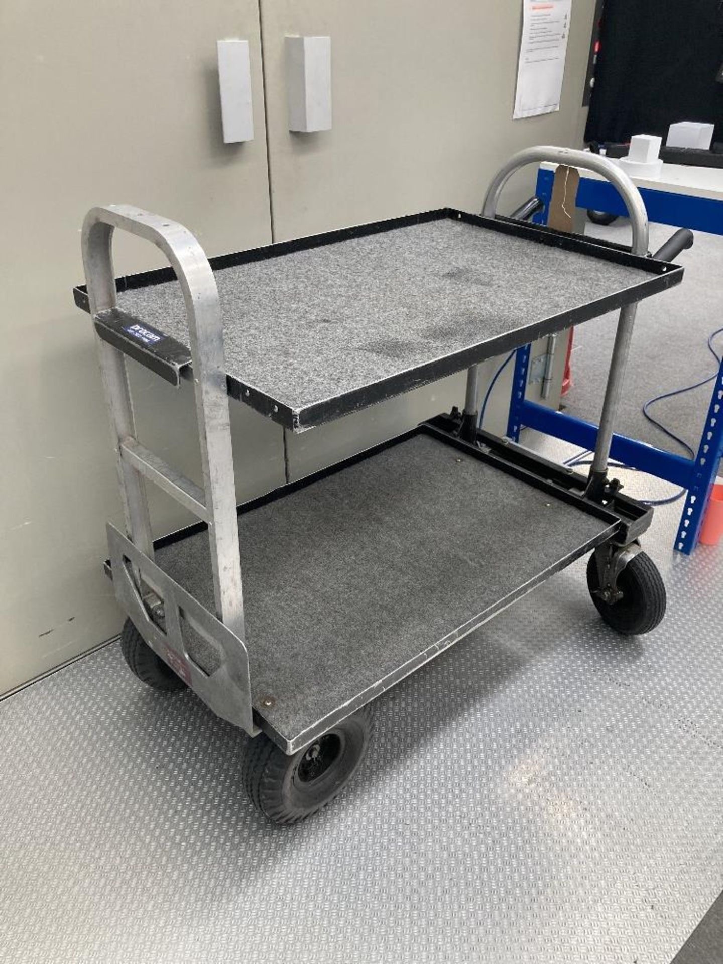 Magliner 36" Two-Tier Convertible Mobile Equipment Trolley - Image 4 of 10