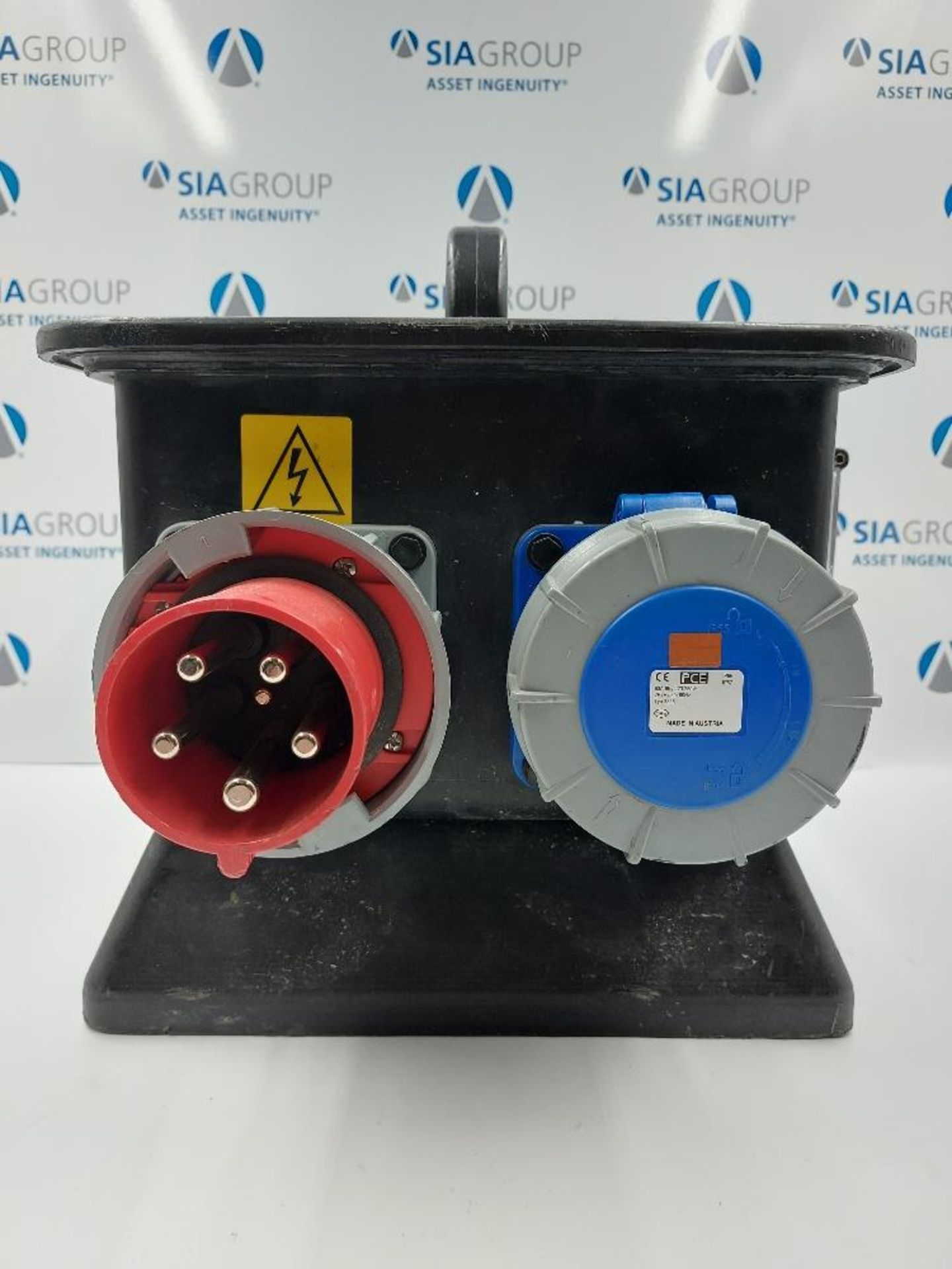 Rubber Box Power Distribution Unit With 63A Input And Output