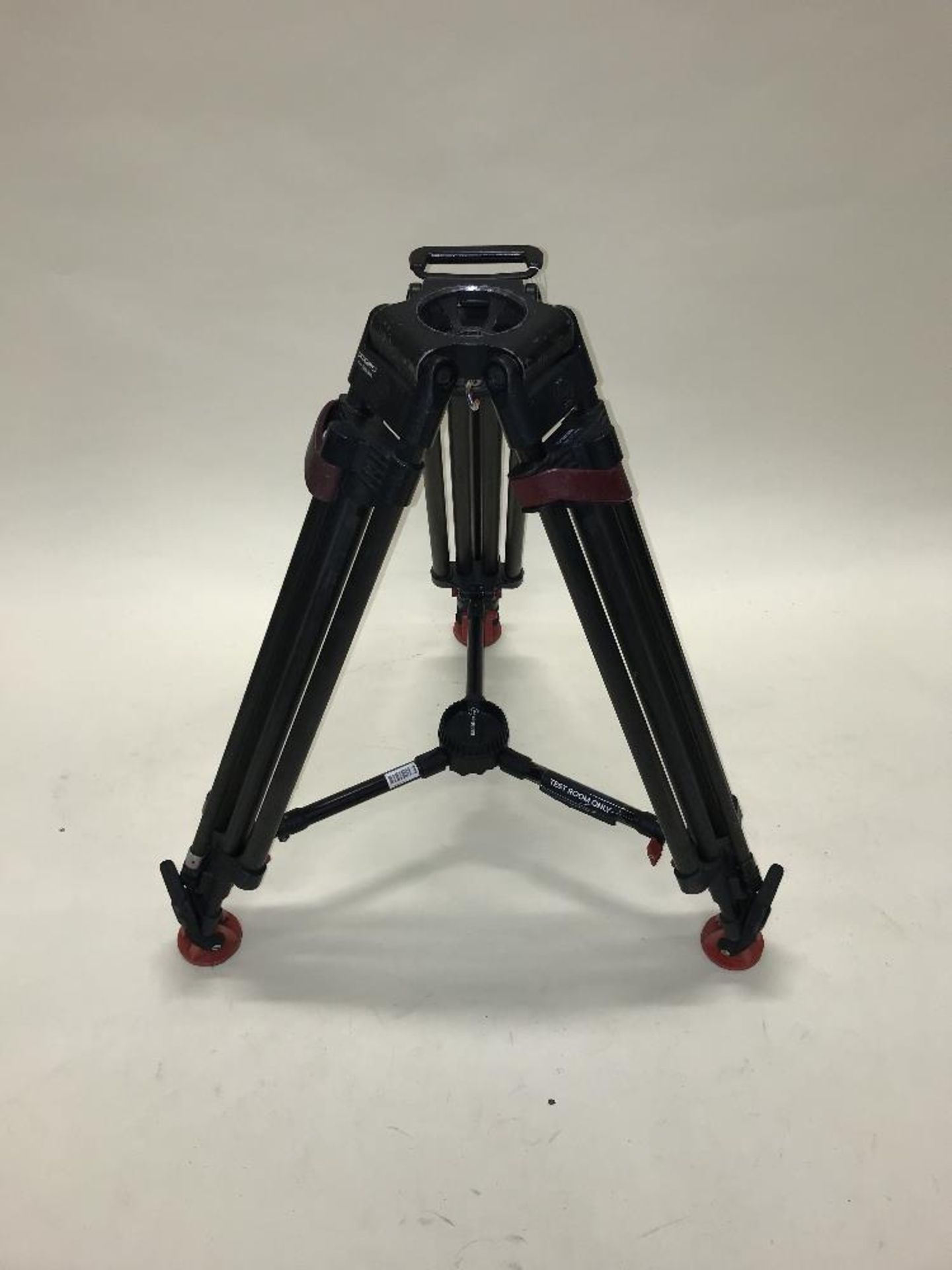 Sachtler SpeedLock Heavy-Duty Carbon Fibre Tripod for 100 mm Fluid Heads with Ground Spreader - Image 2 of 2
