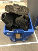 Quantity of various sized steel toecap boots