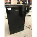 Fridgemaster undercounter fridge freezer