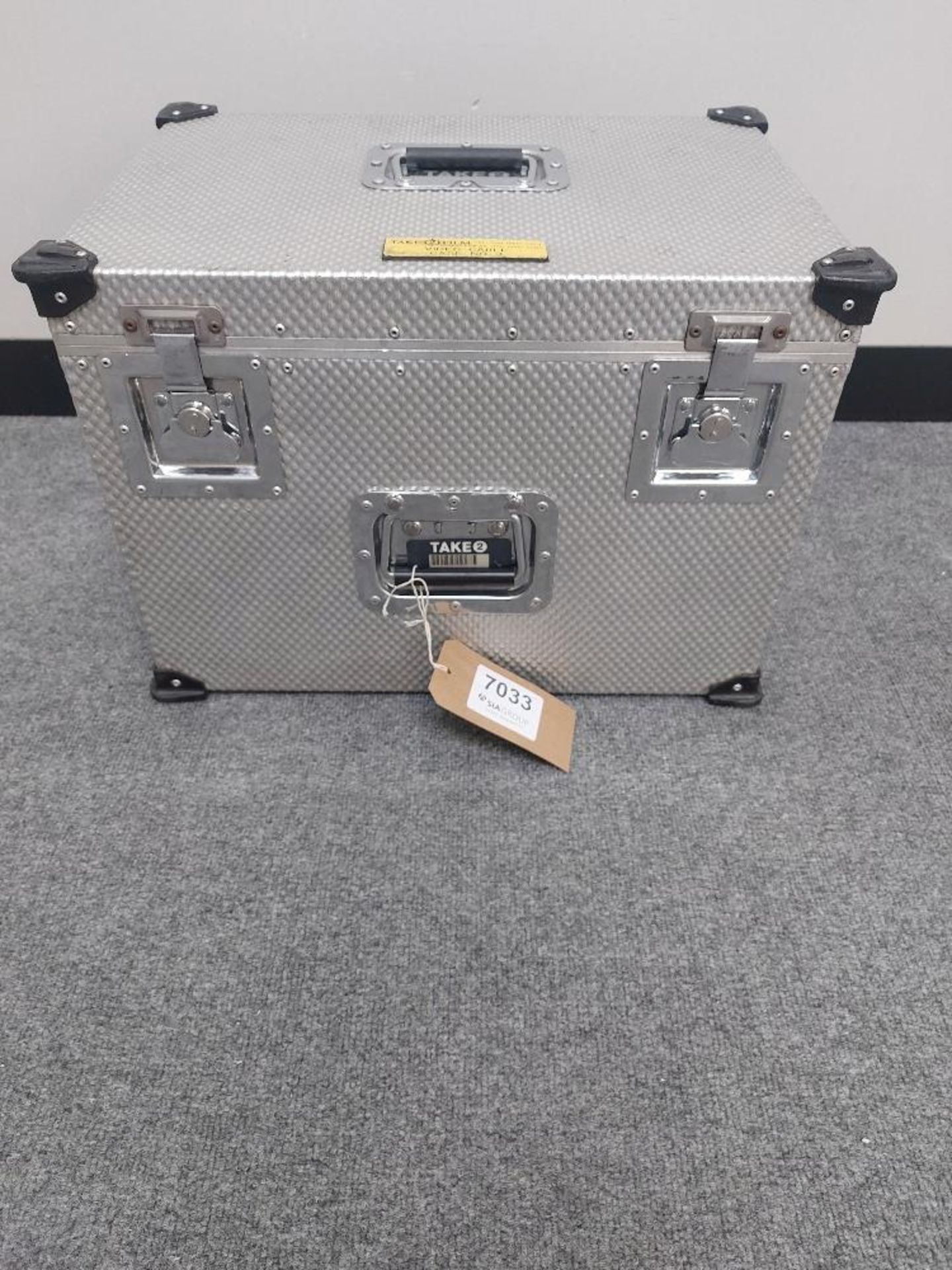 (2) Aluminium Flight Cases - Image 2 of 5