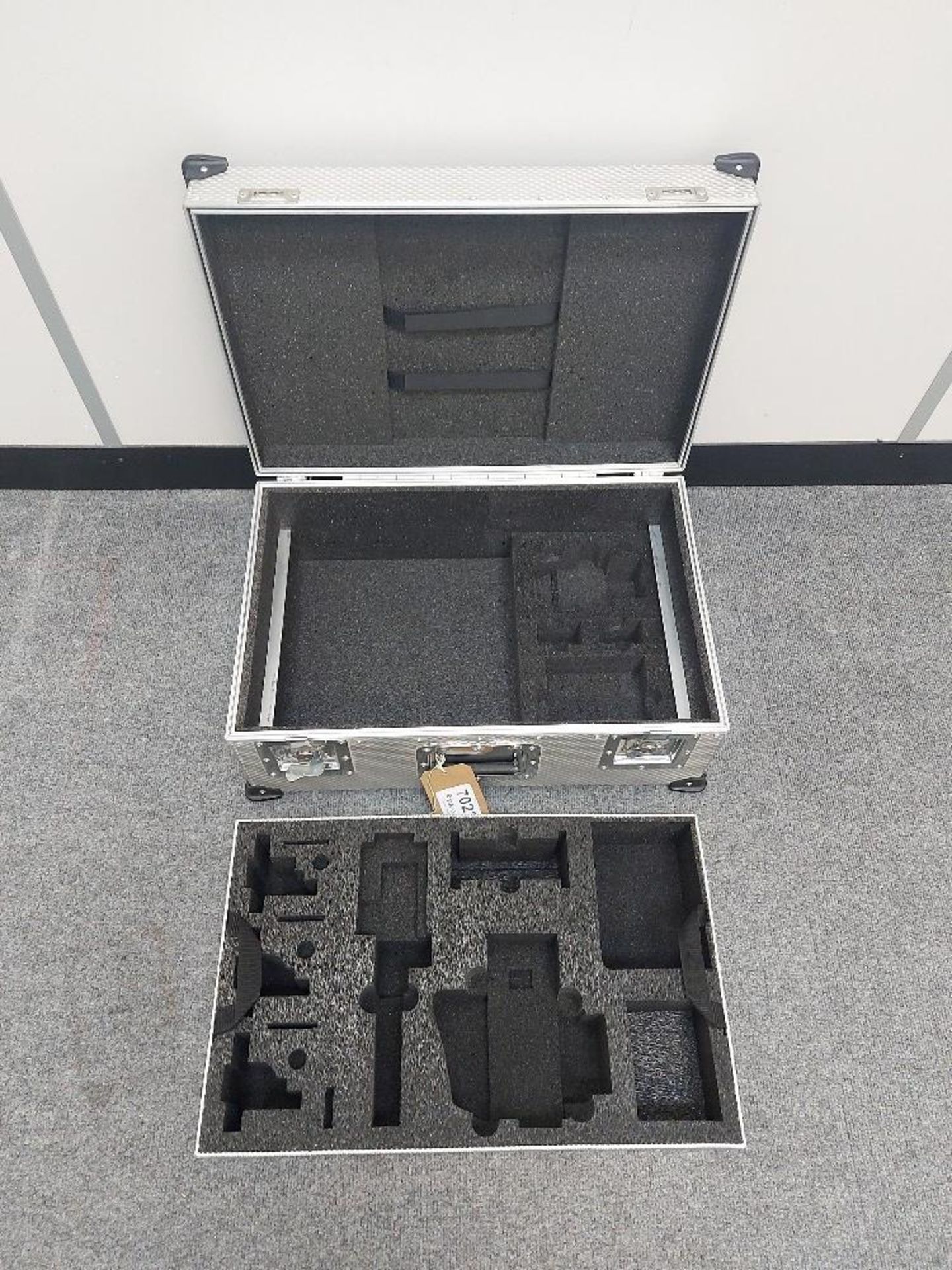 (2) Aluminium Flight Cases - Image 5 of 5