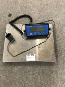 Brecknell digital weighing scales with weight plate