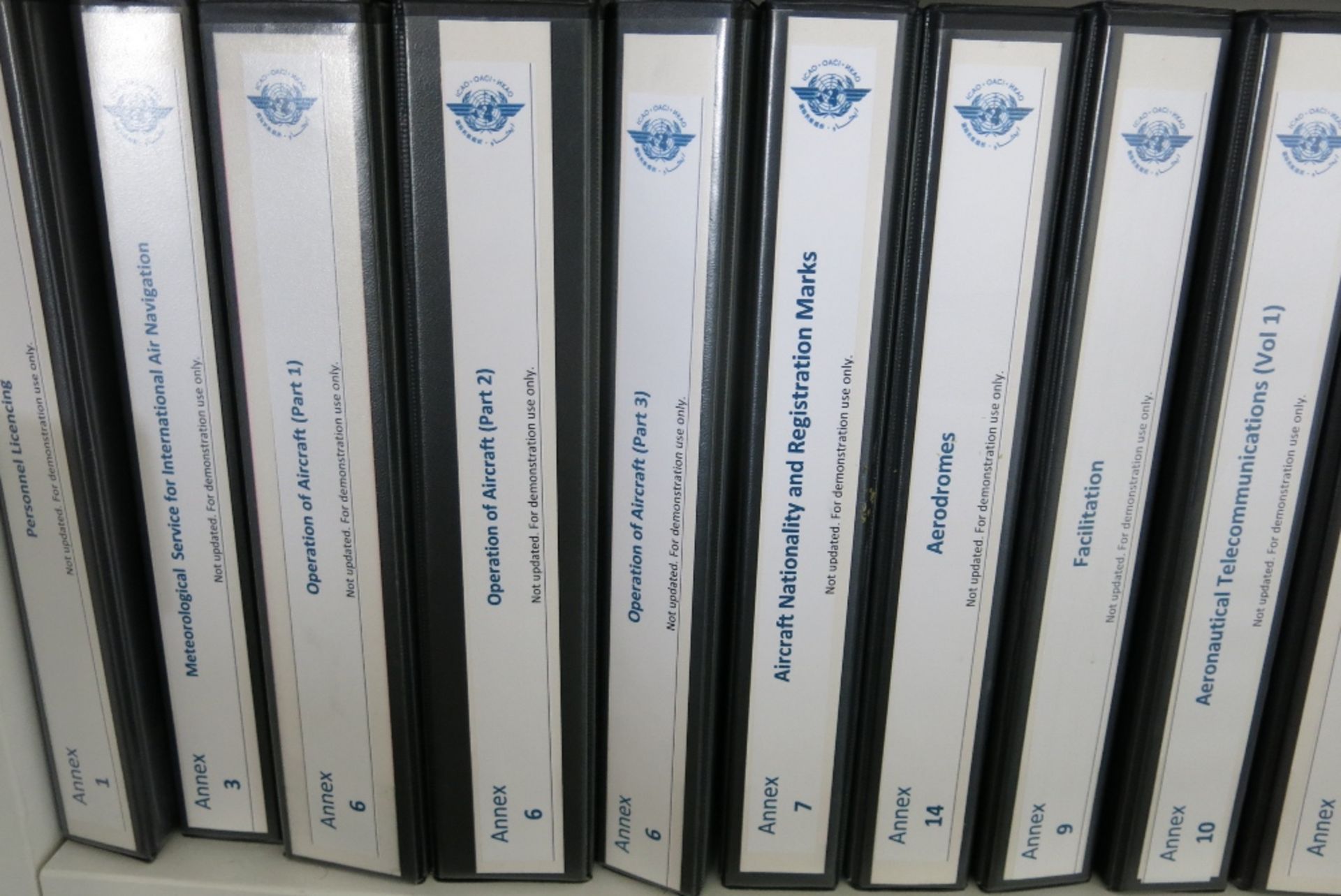 Large quantity of aircraft course manuals, EASA and CAA text books etc. - Image 3 of 20