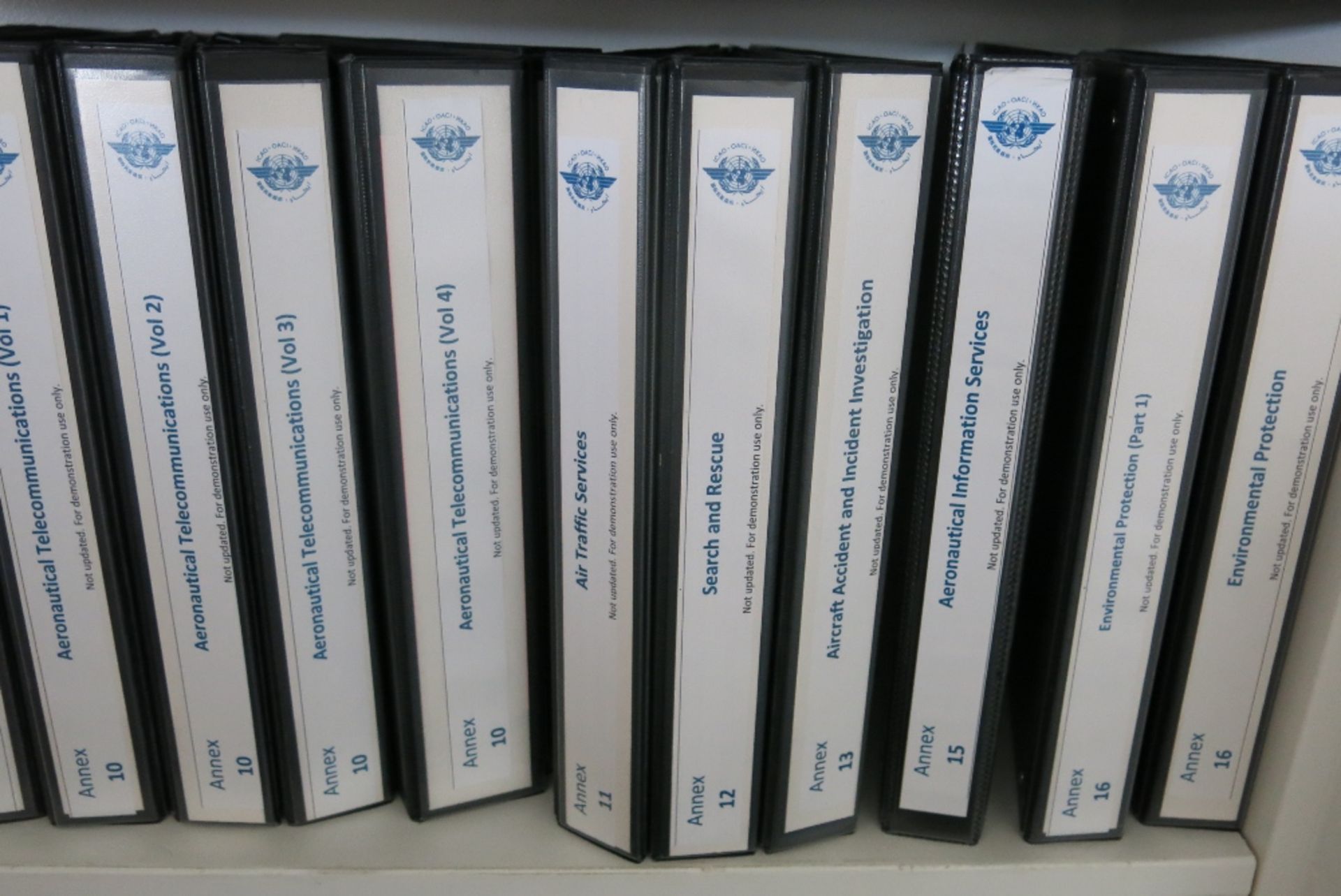 Large quantity of aircraft course manuals, EASA and CAA text books etc. - Image 4 of 20