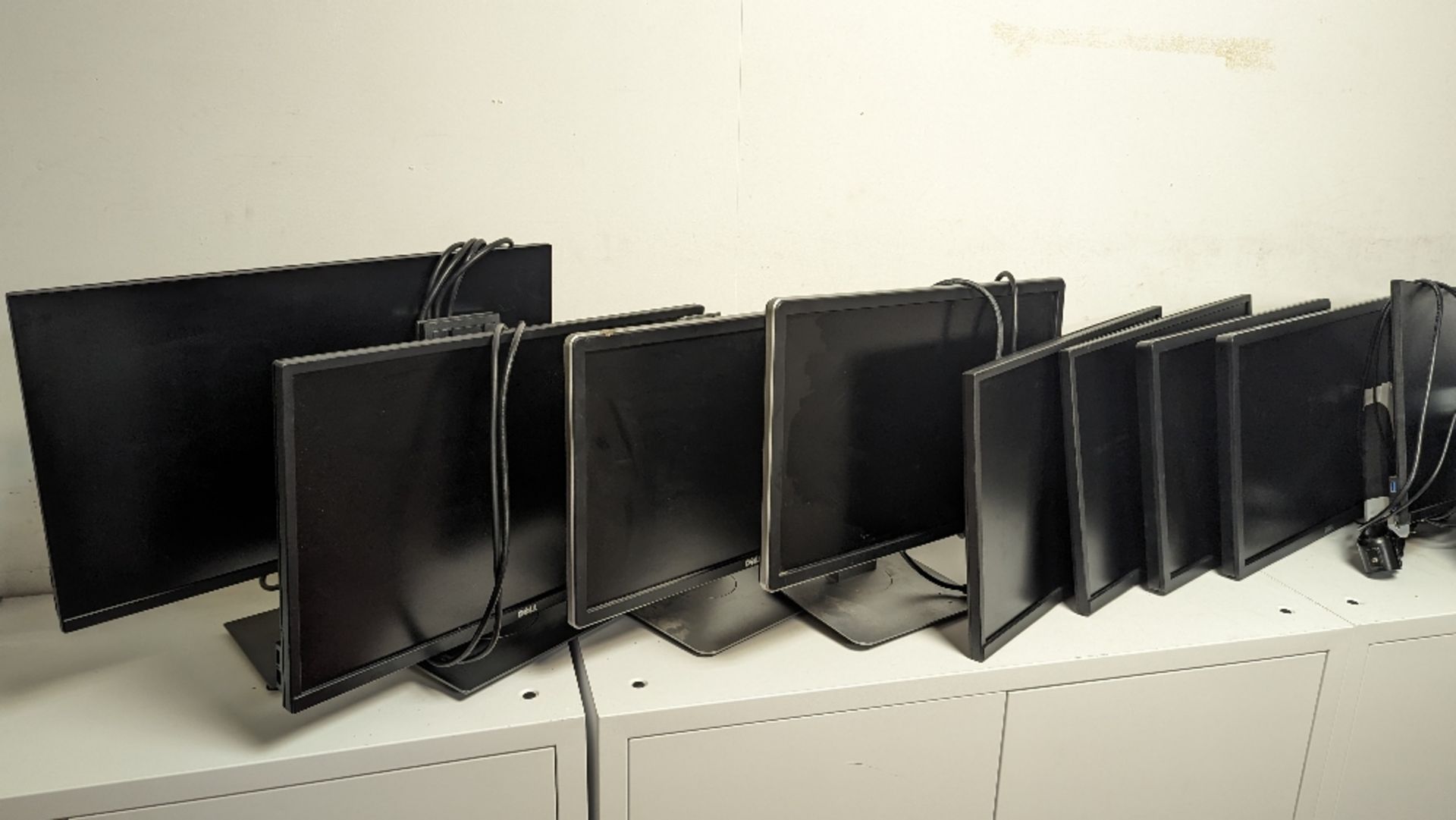 (14) DELL PC monitors with quantity of desk stands, mounts and cables - Image 3 of 22