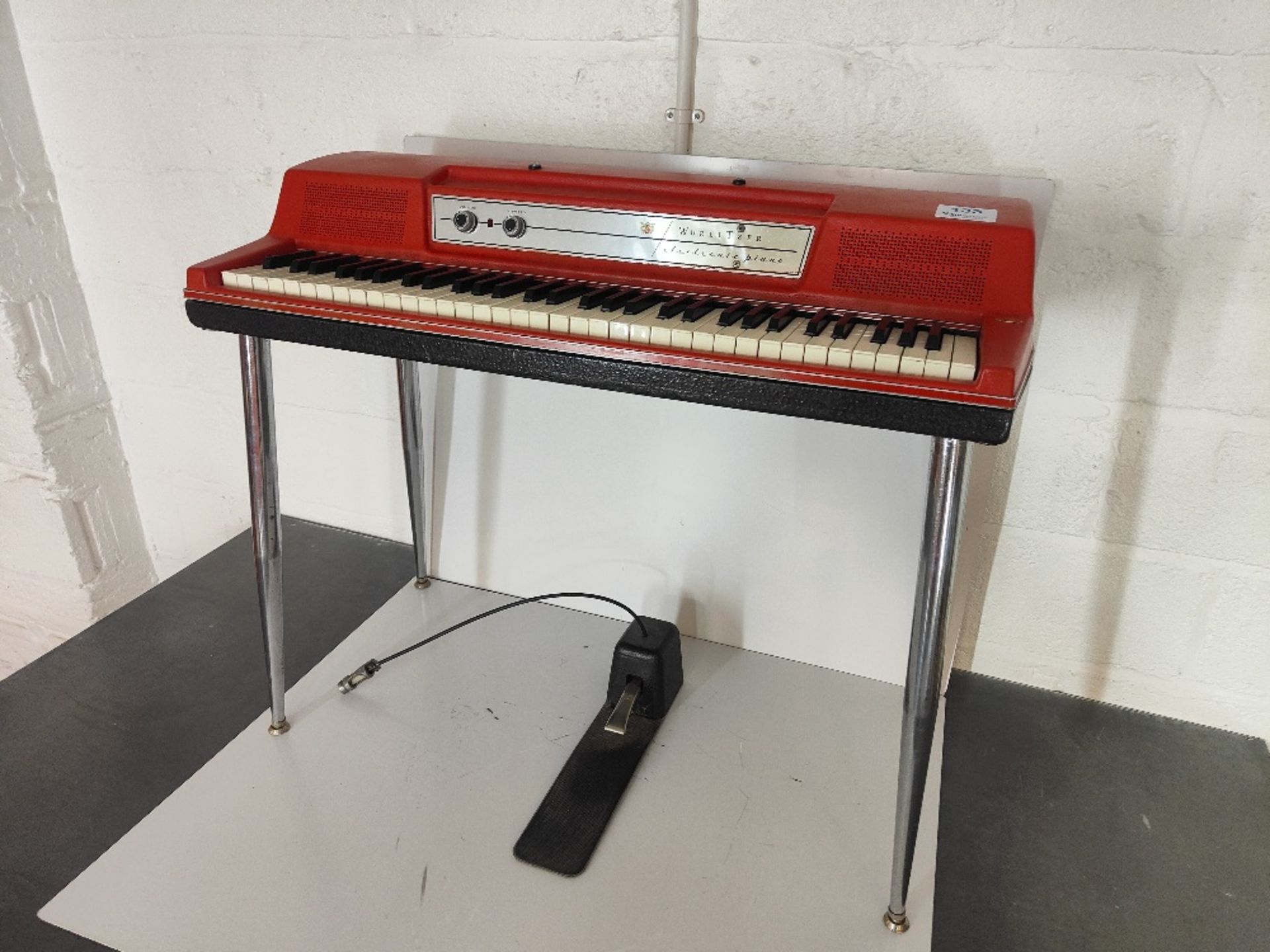 Wurlitzer 200 electronic piano with foot pedal - Bild 3 aus 14