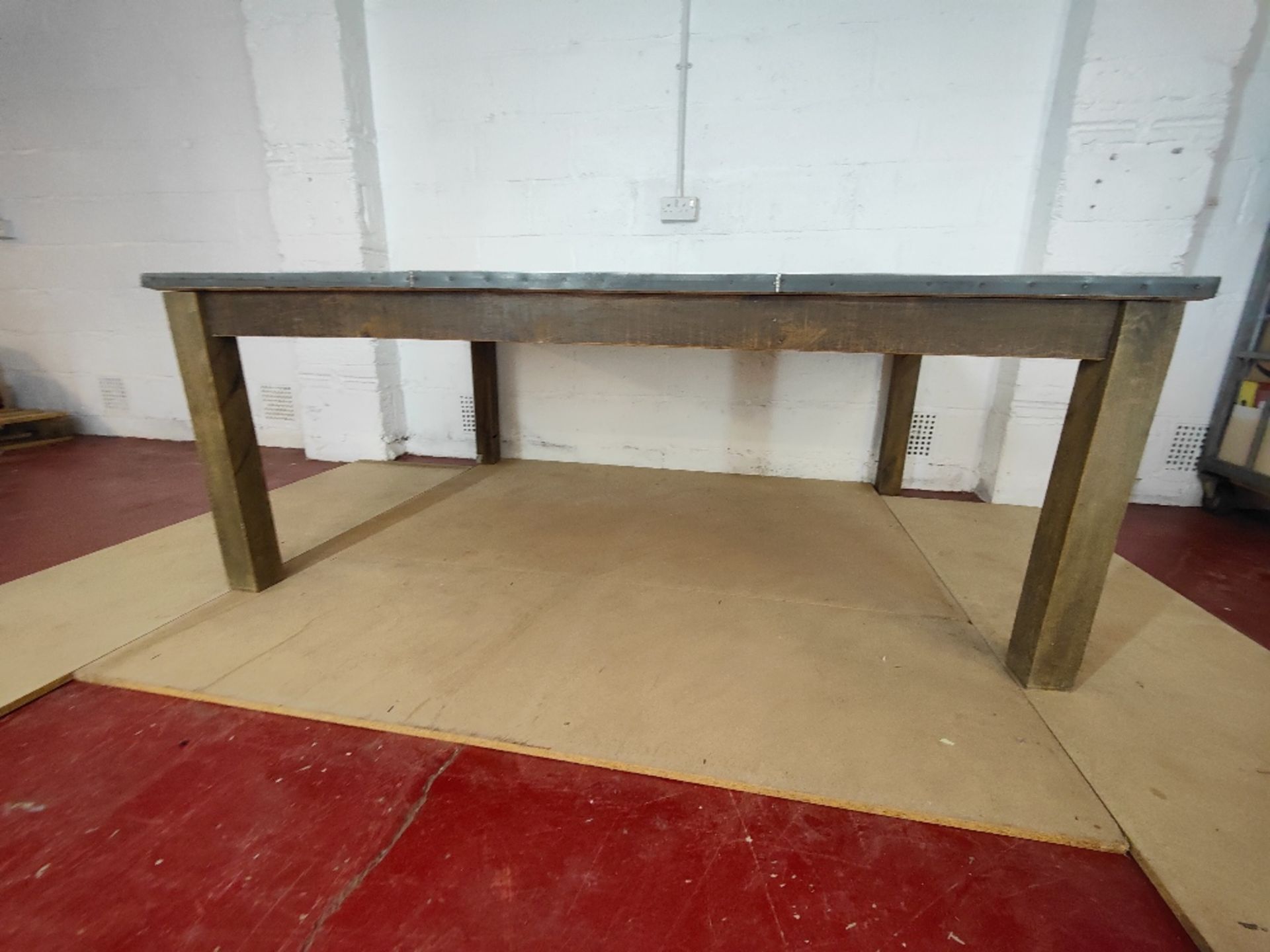 Large bespoke lead top wooden frame table - Image 4 of 4