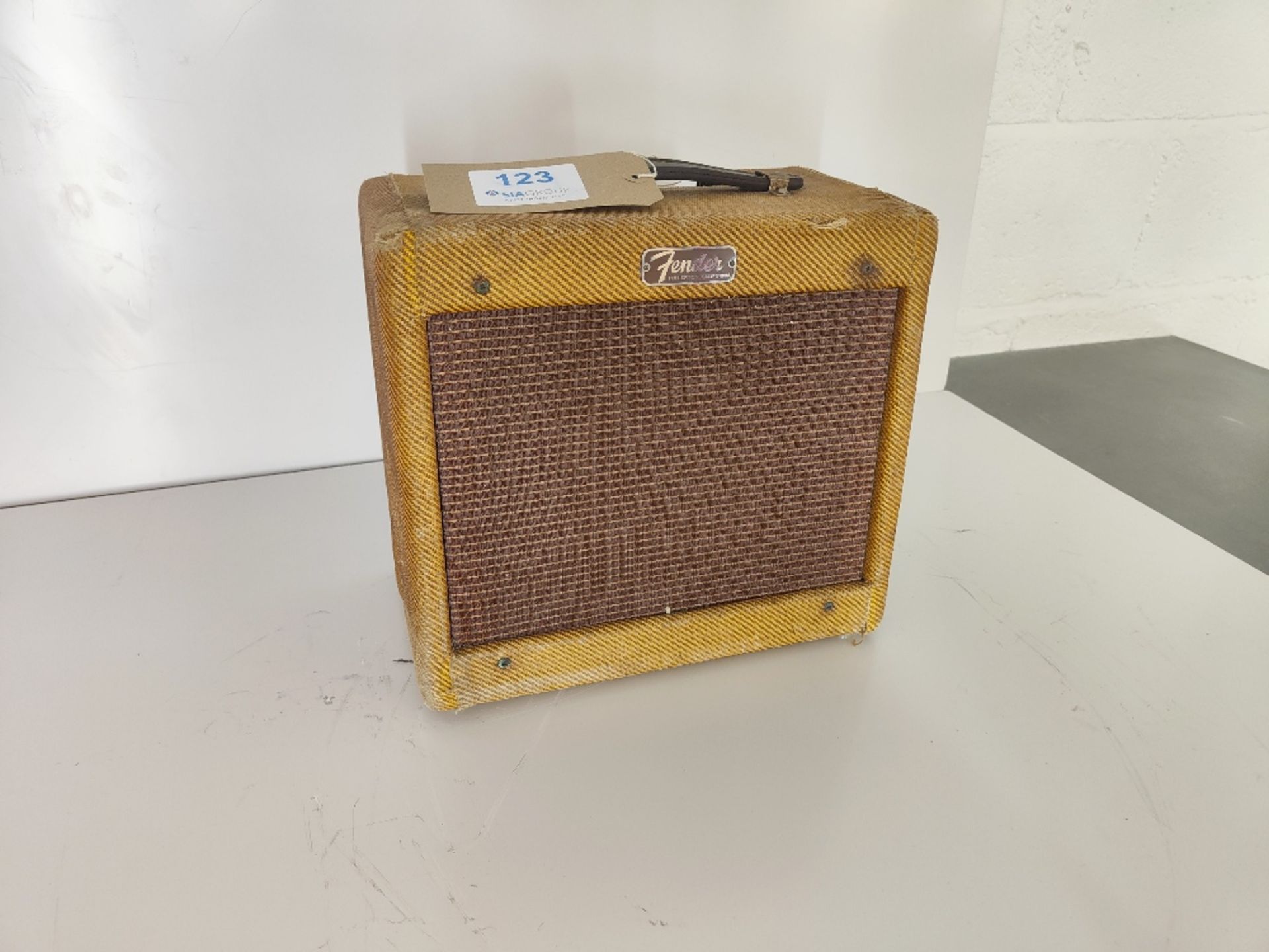 Small vintage Fender Champ amplifier - Bild 2 aus 5
