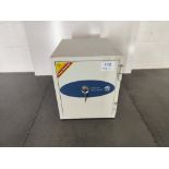 Phoenix Safe Co Ltd Datacare 2000 series safe