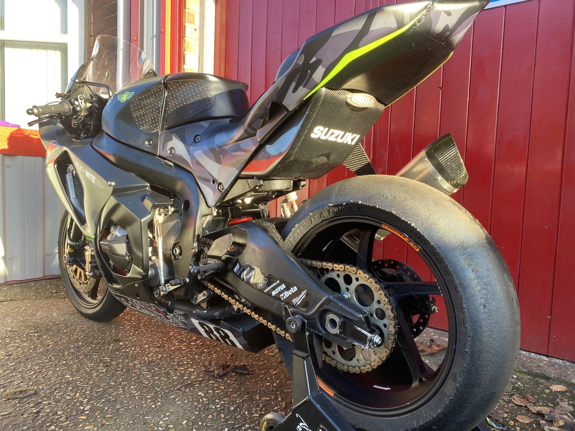 2013 Suzuki GSX-R1000 BSB ex-Guy Martin and Steve Mercer 1,000cc - Image 4 of 10