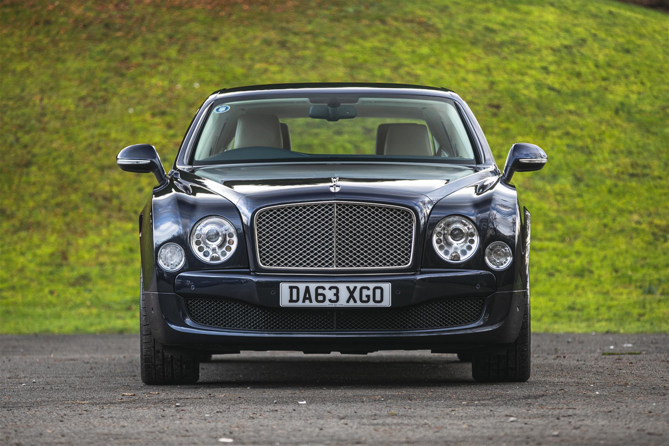 2013 Bentley Mulsanne - Former Bentley Special Ops with Royal Household Duties - Image 6 of 10