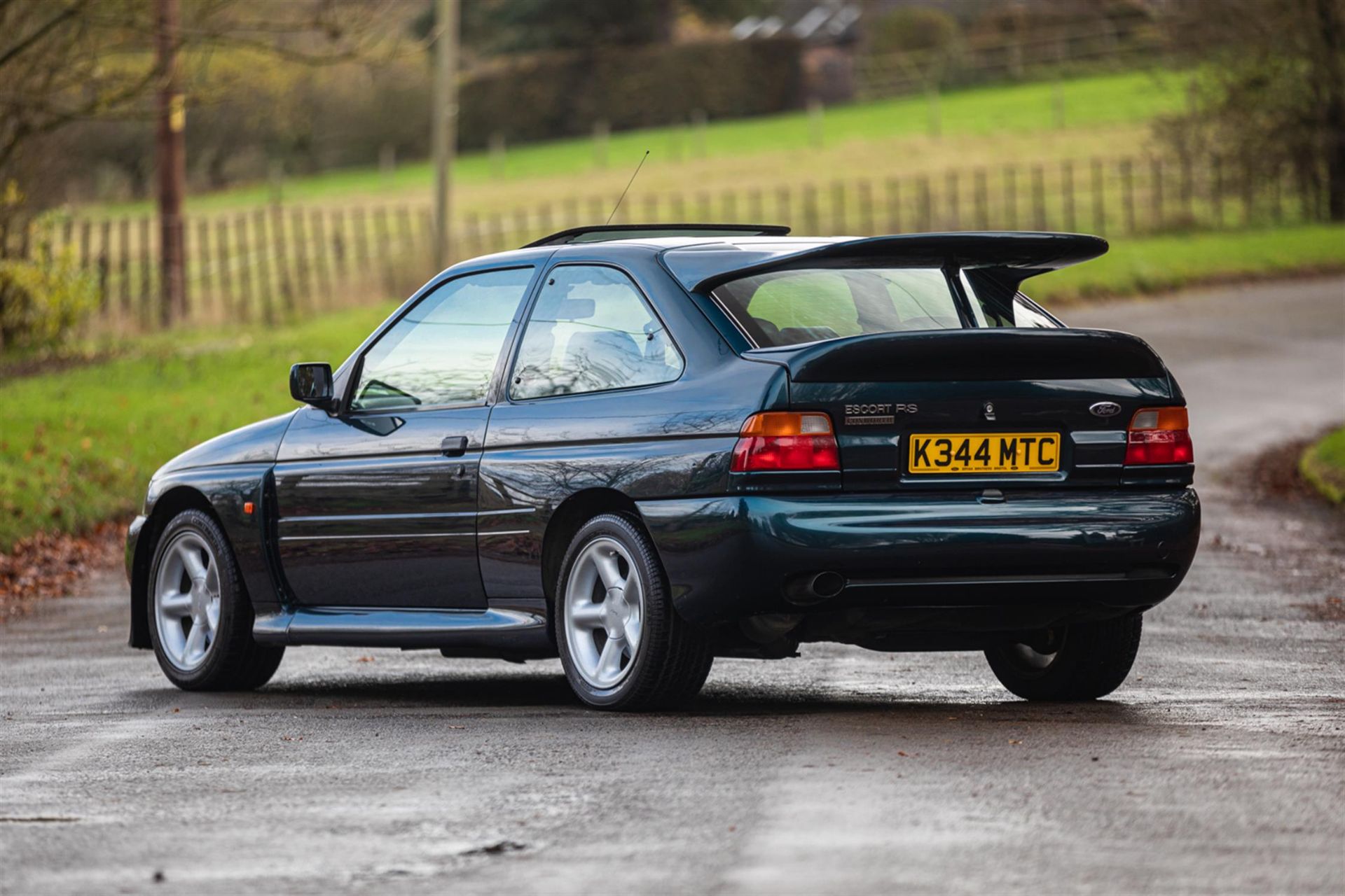 1993 Ford Escort RS Cosworth Lux - Image 4 of 10