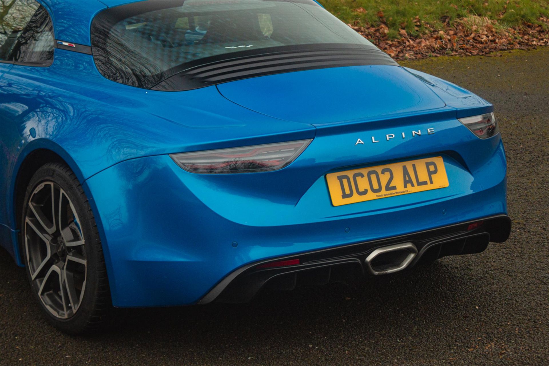 2018 Renault Alpine A110 Premiére Édition - Image 9 of 10