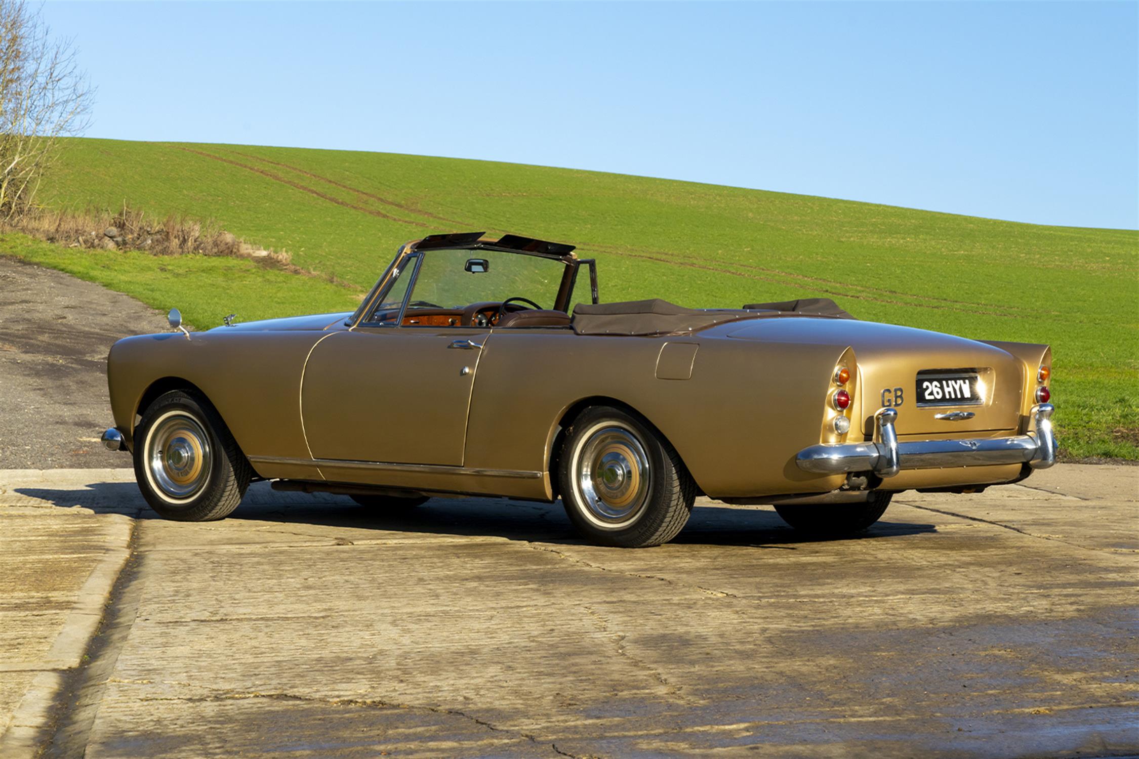 1961 Bentley S2 Continental Drophead Coupé - Image 4 of 10