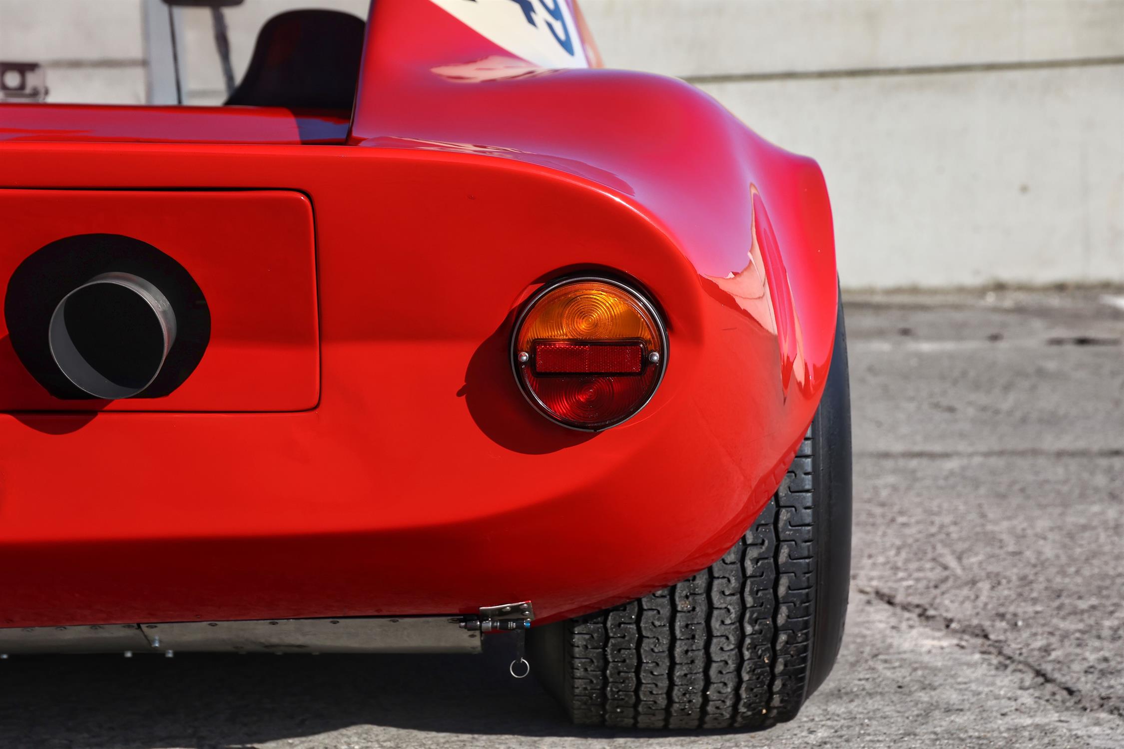 1968 Chevron B8 - FIA/HTP - Image 11 of 12