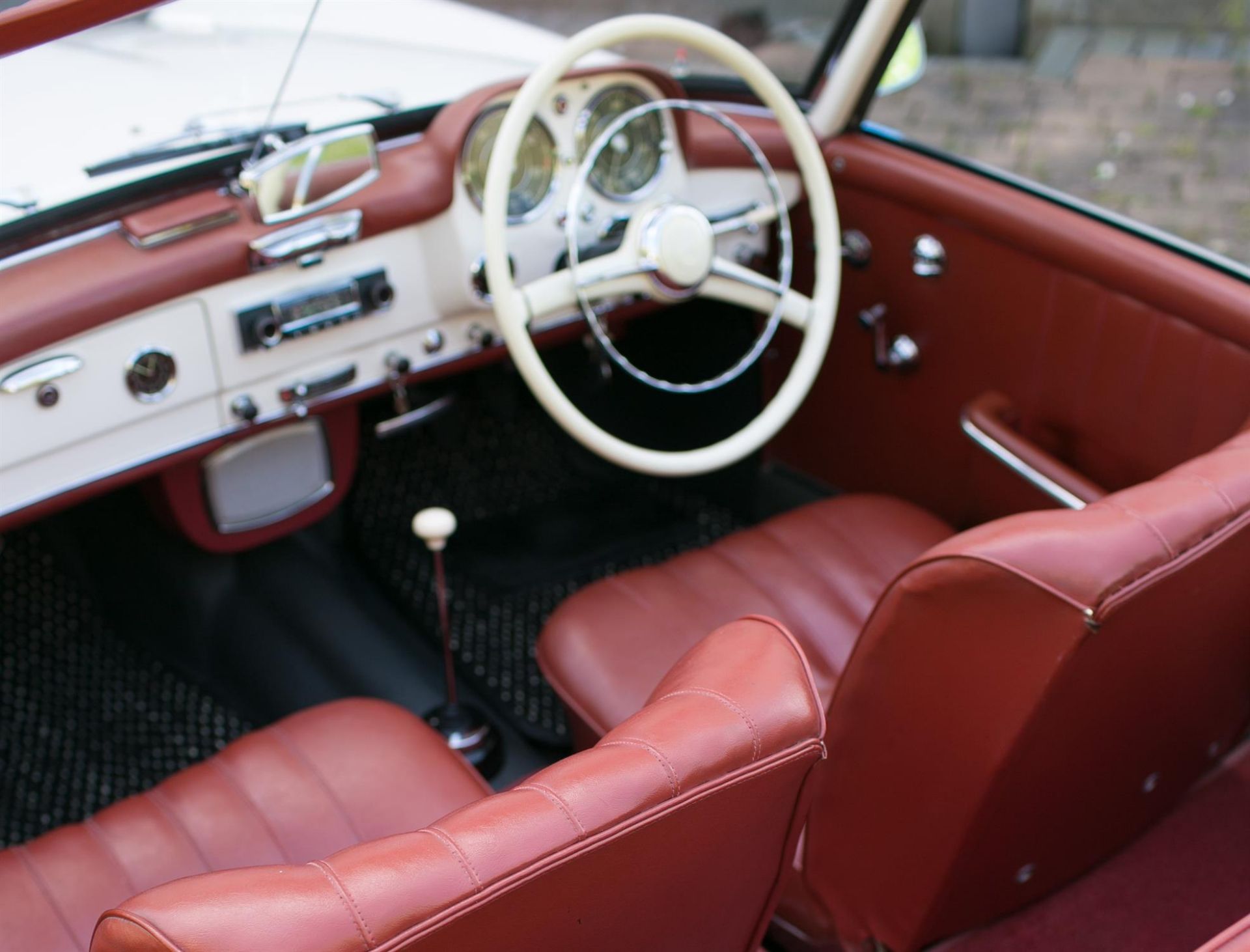 1962 Mercedes-Benz 190 SL with Hardtop - Right-Hand Drive - Image 2 of 19