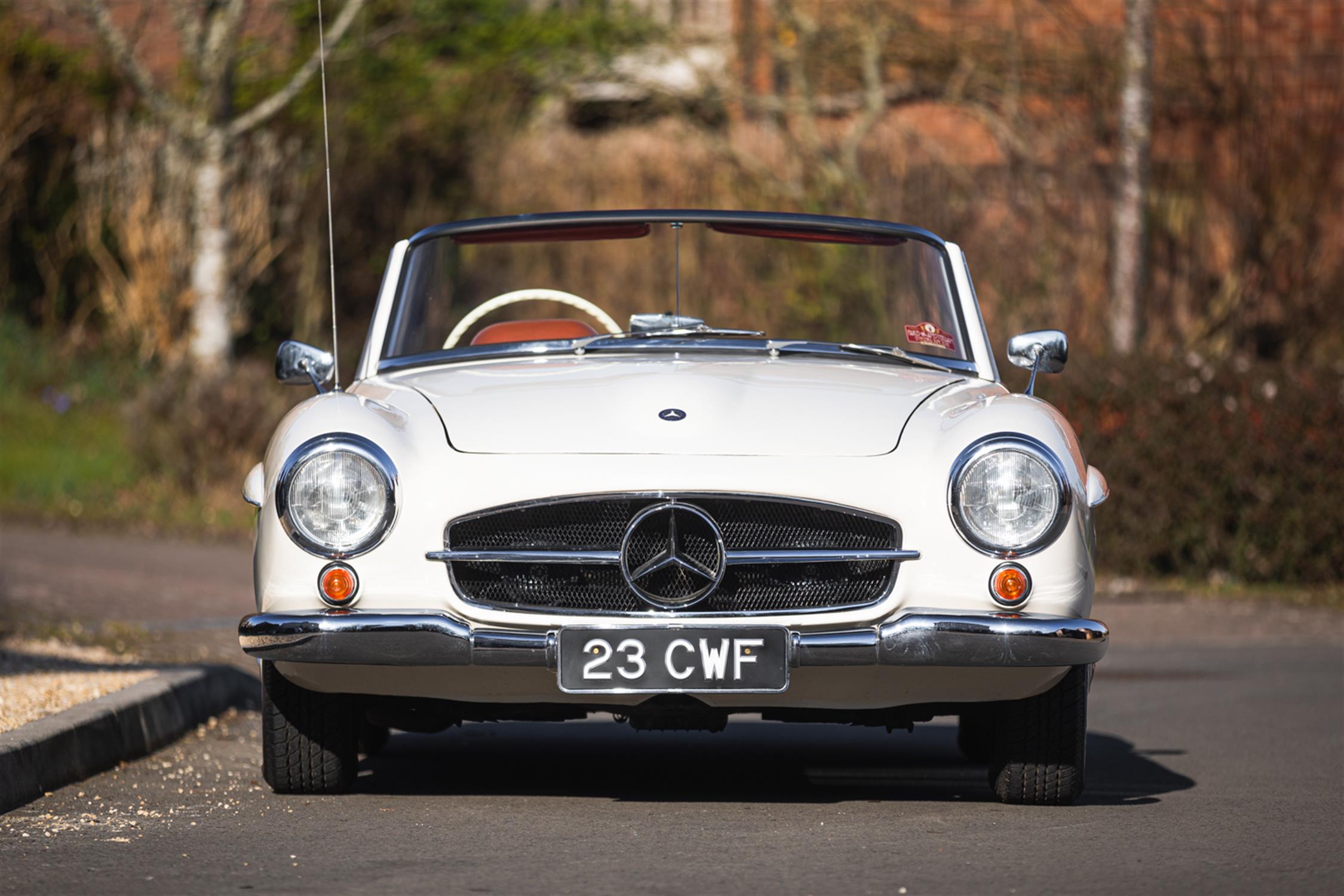 1962 Mercedes-Benz 190 SL with Hardtop - Right-Hand Drive - Image 15 of 19