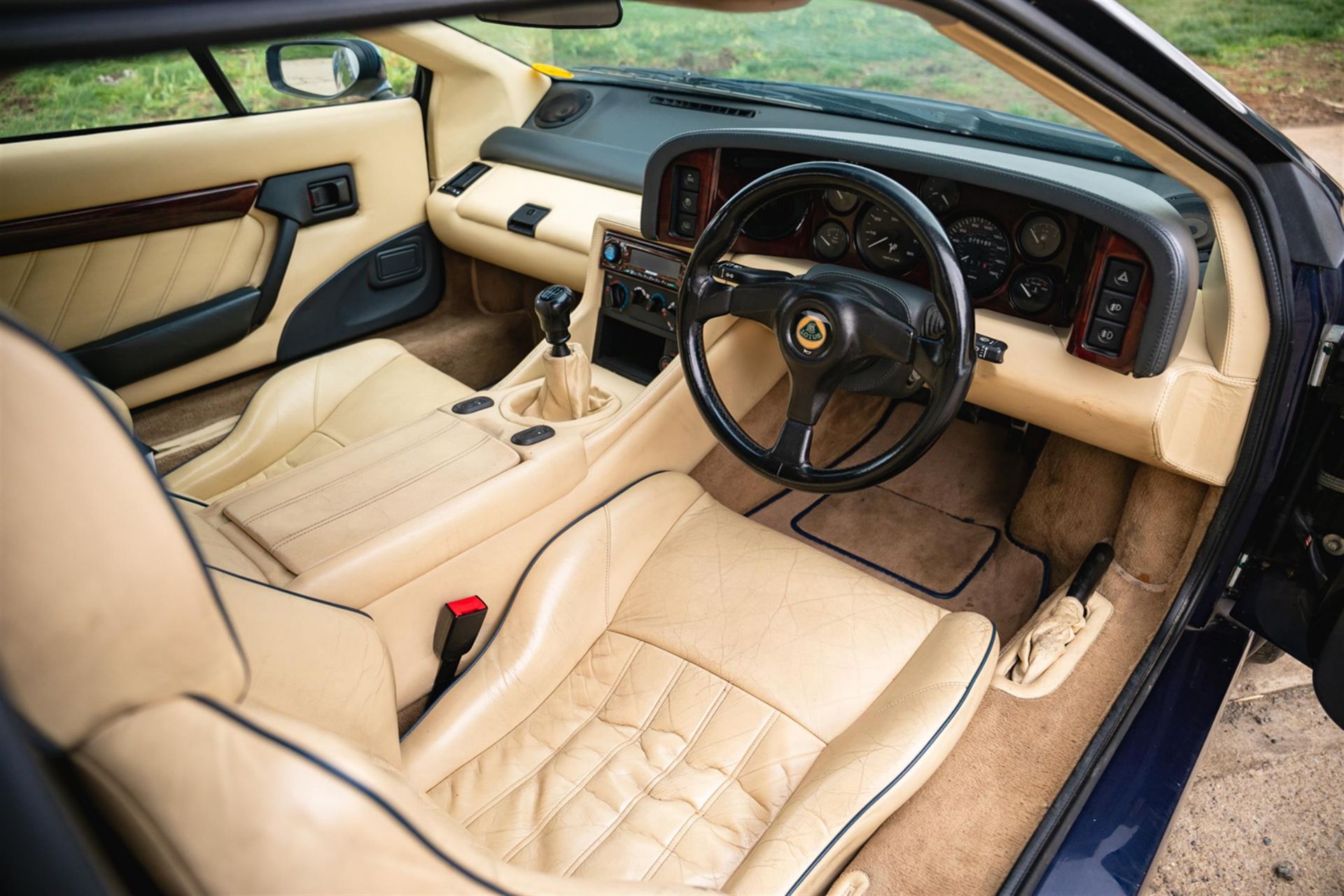 1996 Lotus Esprit V8 - Image 2 of 10