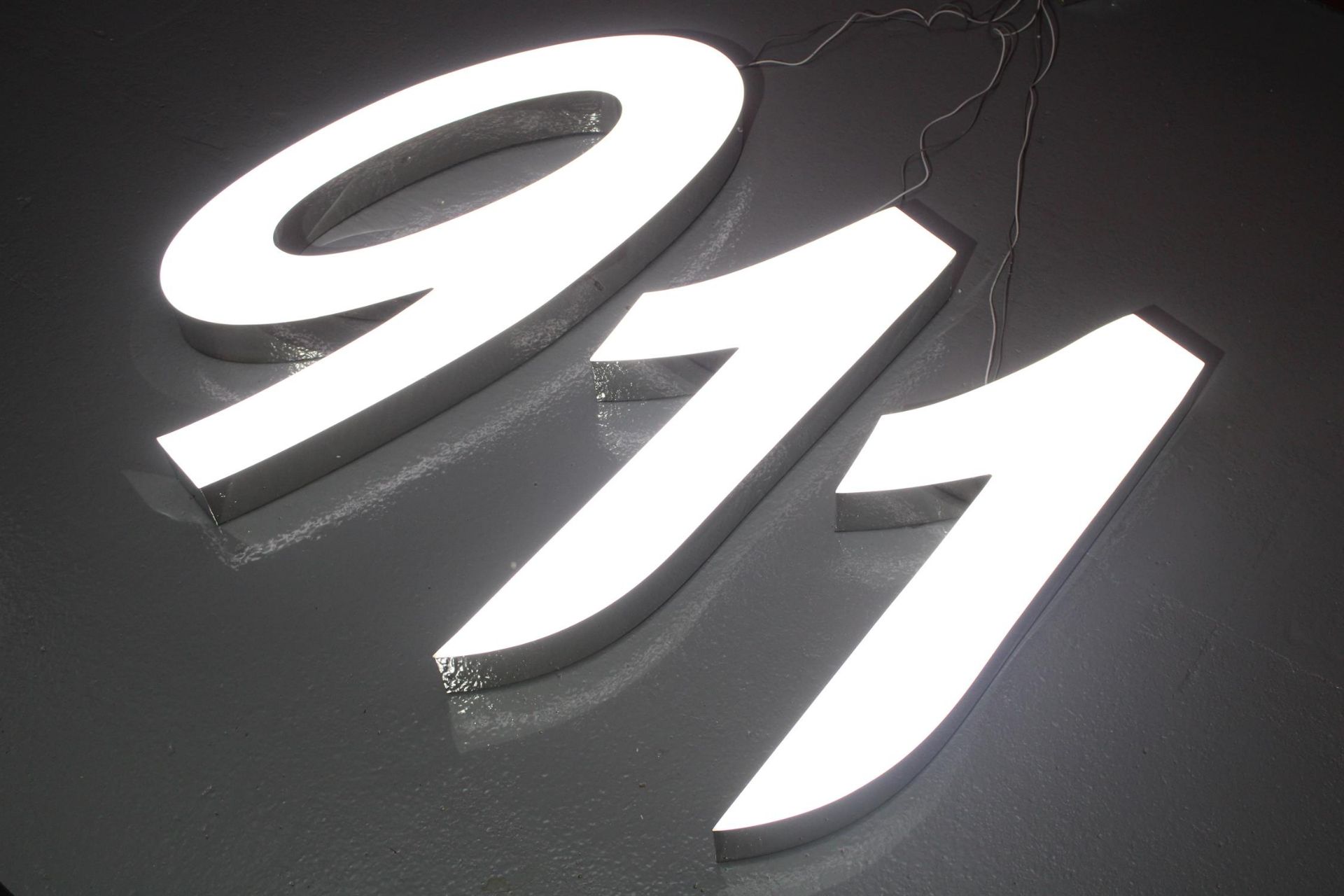 A large Illuminated Sign in the Style of the Porsche Number 911 - Image 8 of 10
