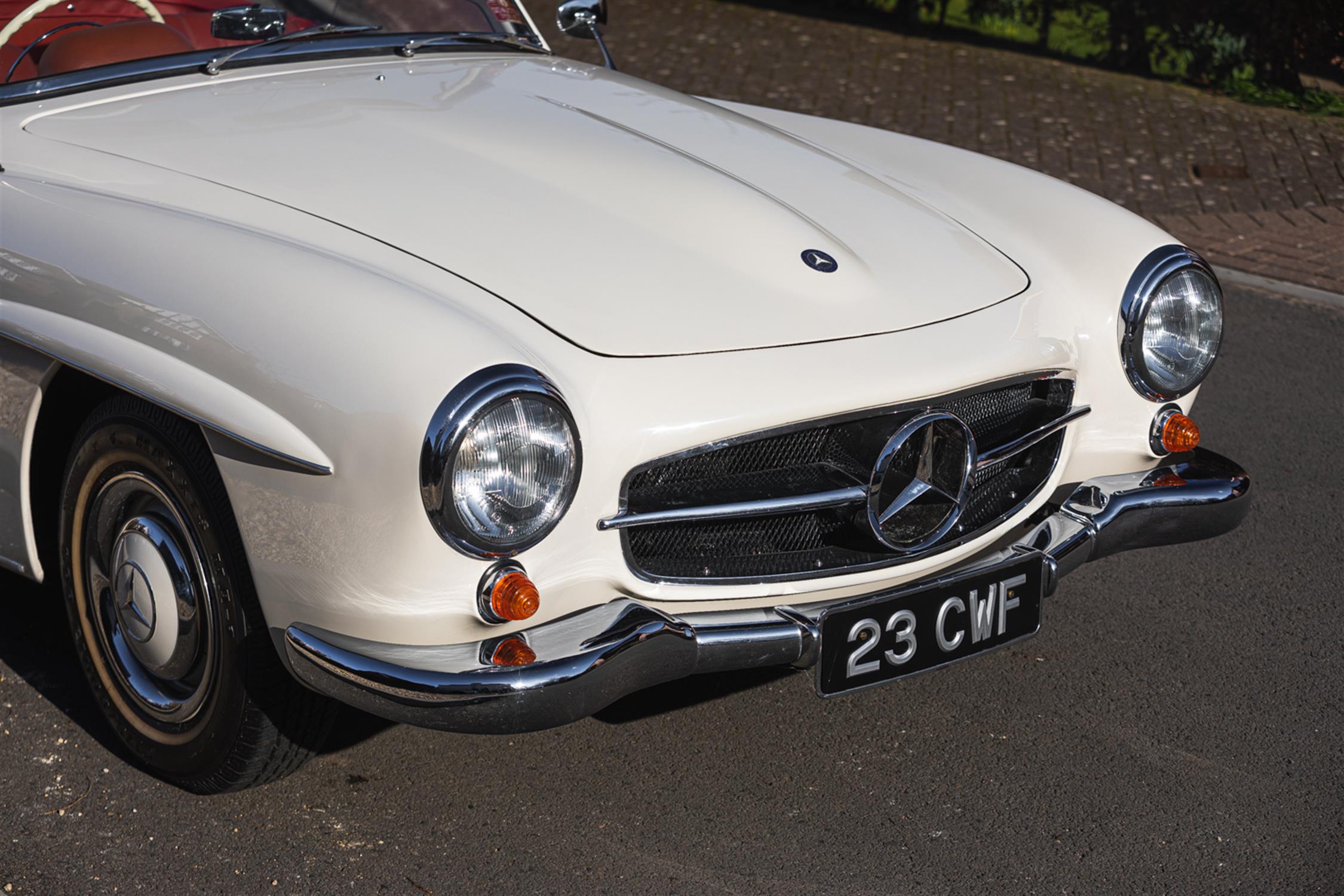 1962 Mercedes-Benz 190 SL with Hardtop - Right-Hand Drive - Image 17 of 19