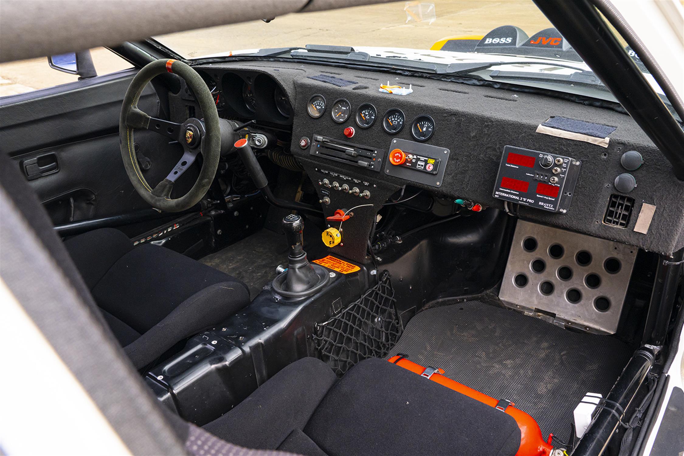 1979 Porsche 924 Turbo FIA 'Group 4' Rally Car - Image 2 of 10