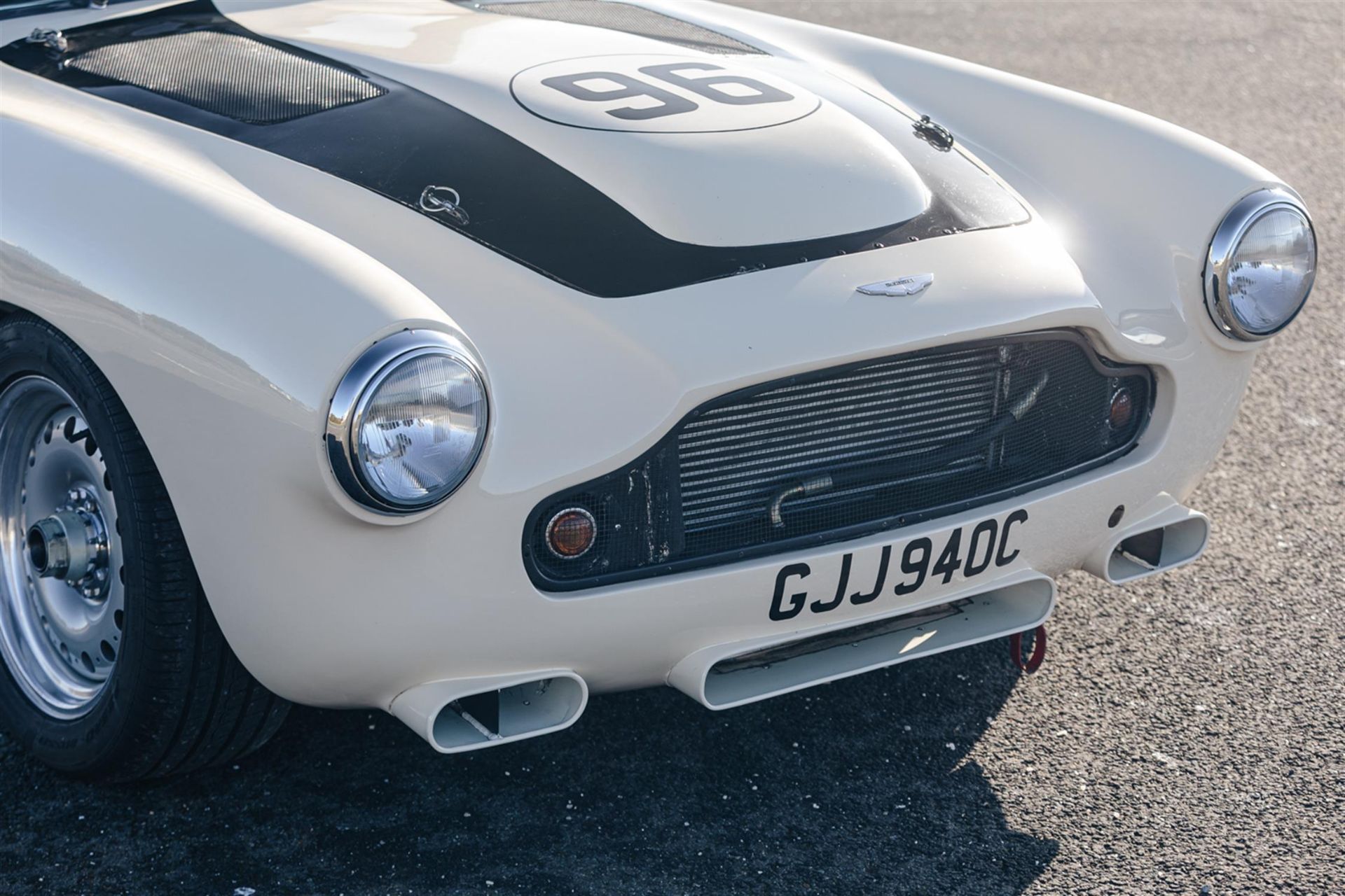 1960 Aston Martin DB4 (Lightweight) - Image 8 of 10