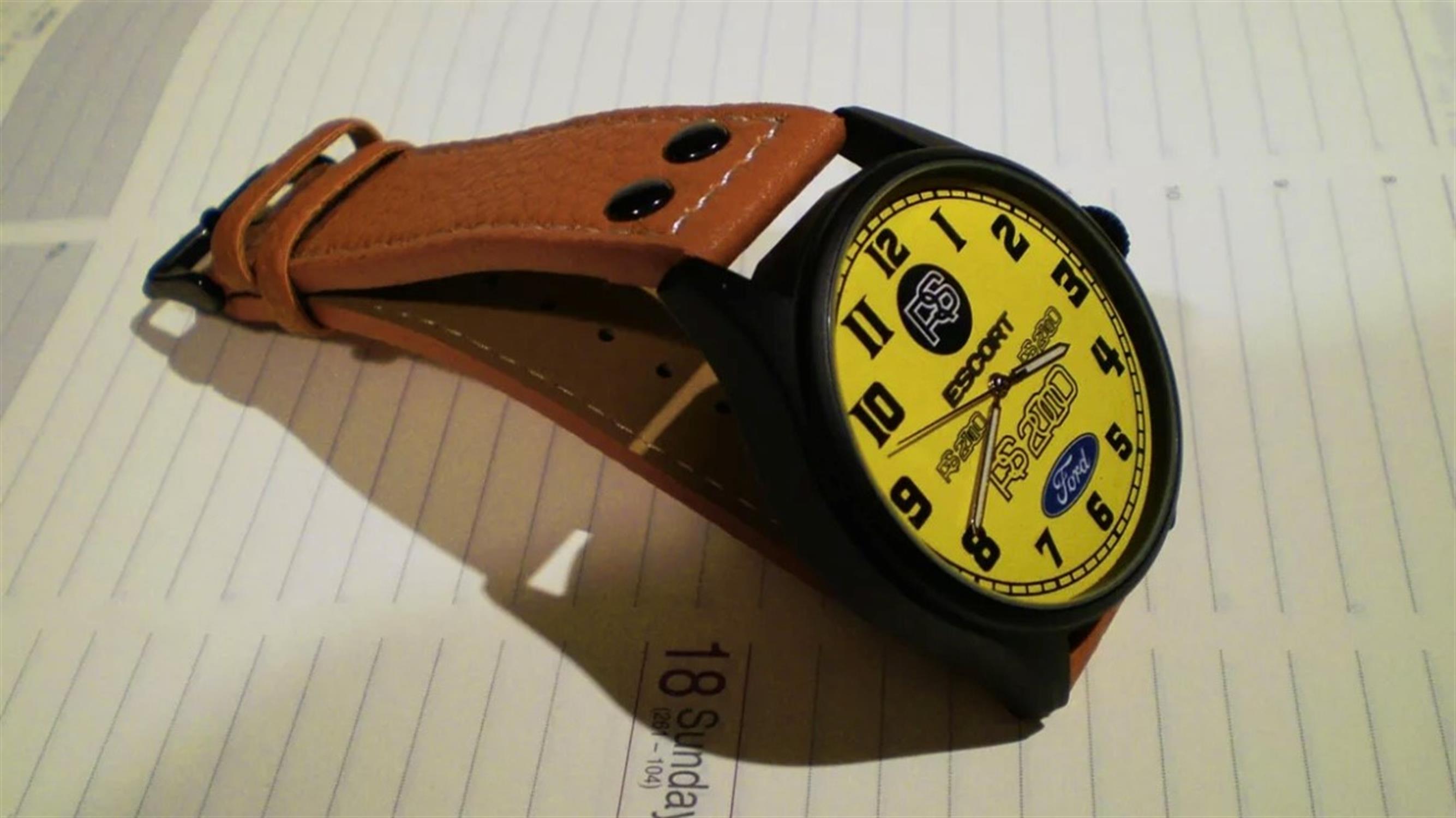 A Contemporary Ford Escort RS2000 Homage Dress Watch - Image 3 of 4