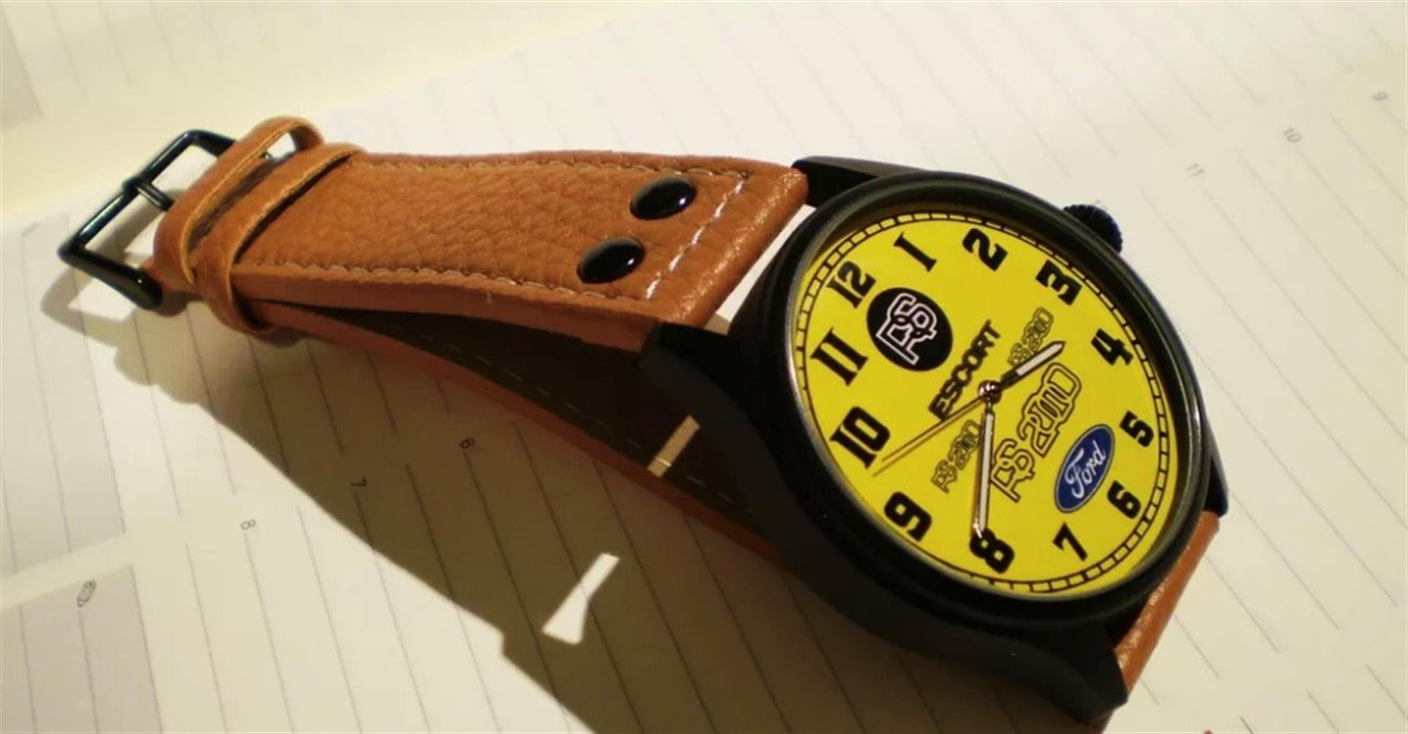 A Contemporary Ford Escort RS2000 Homage Dress Watch - Image 2 of 4