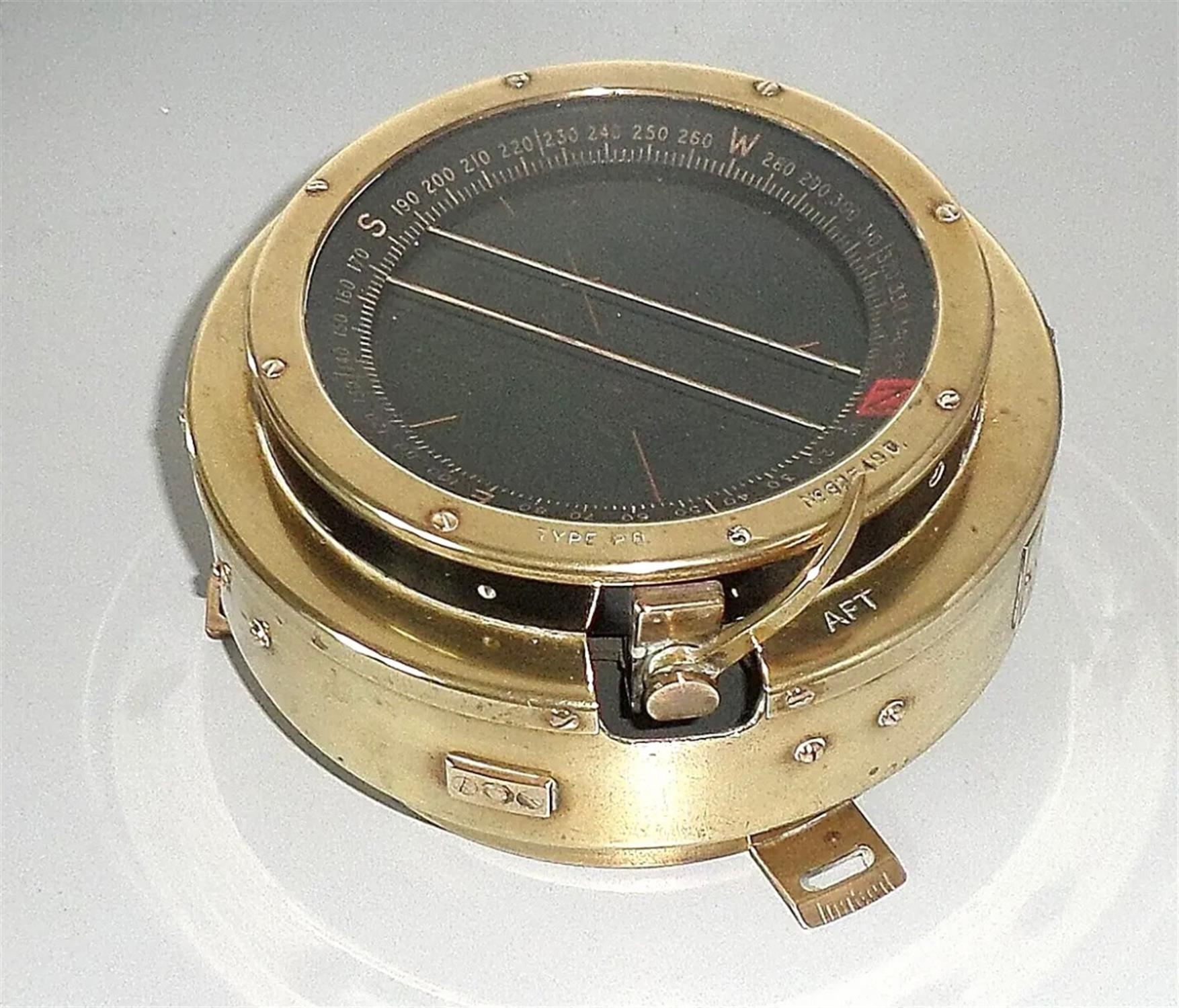 WWII Spitfire Compass- Air Ministry, Type P-8 REF. 6A/726 dating to 1943 - Image 3 of 9