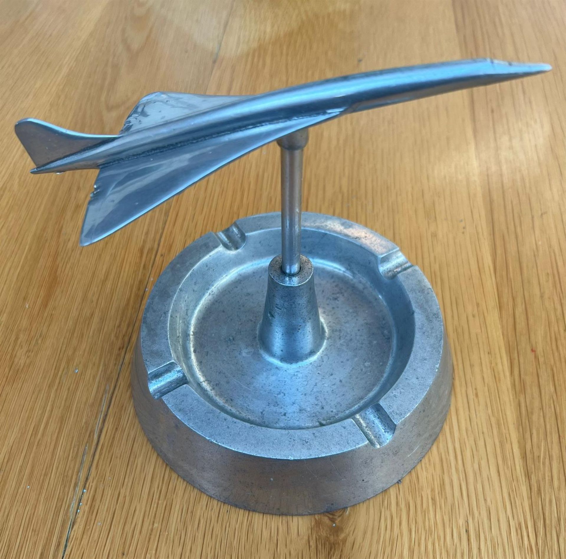 A Very Rare 1970s Aluminium 'Concorde' Smokers Receptacle - Image 4 of 6