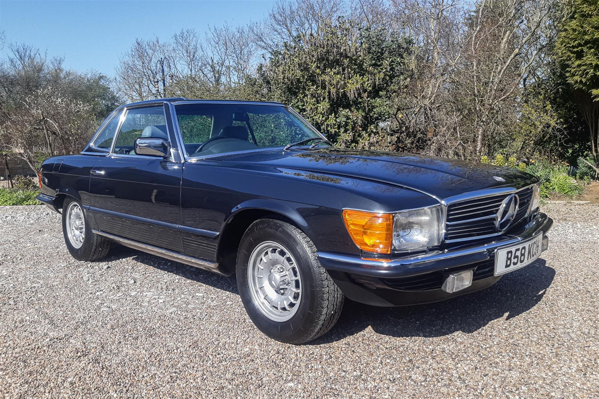 1985 Mercedes-Benz 500SL Auto (R107)