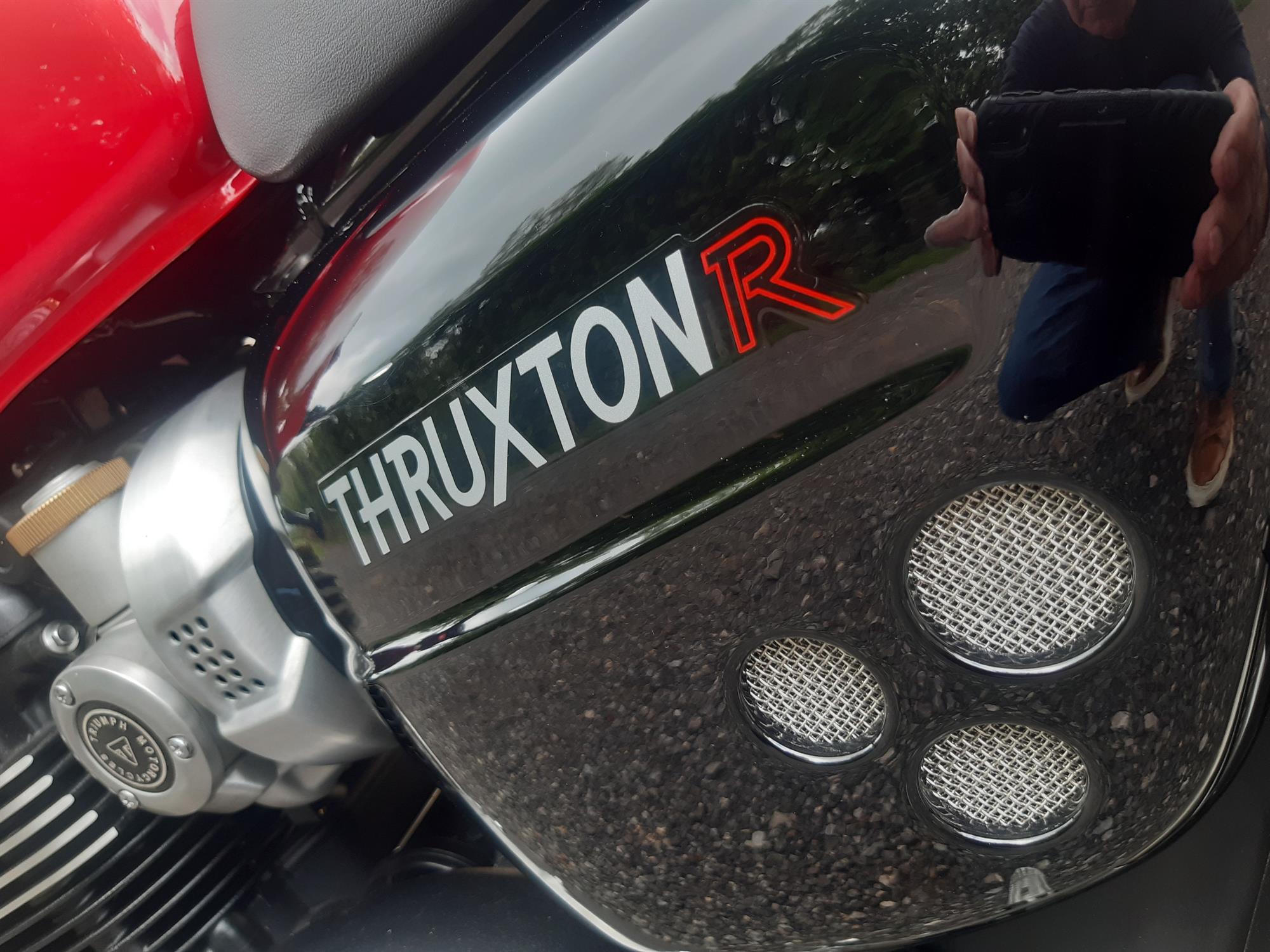 2016 Triumph Thruxton 1200 R 1,200cc - Image 9 of 10
