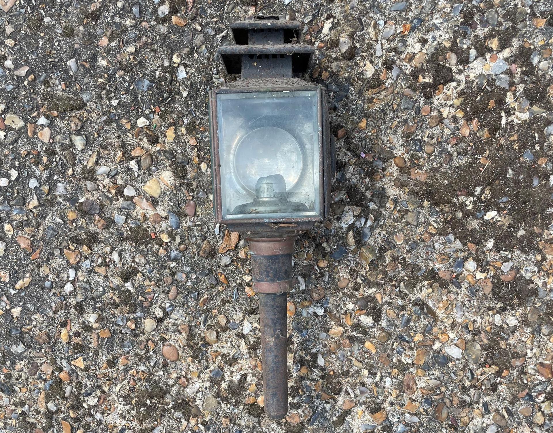 Elegant Coach Lamp with Red Lens to Rear - Image 2 of 5