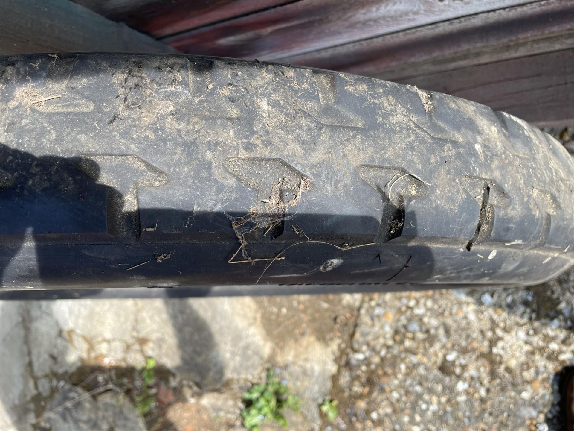 Excelsior 895/135 Tyre, As New. Michelin 880/120 worn - Image 7 of 8