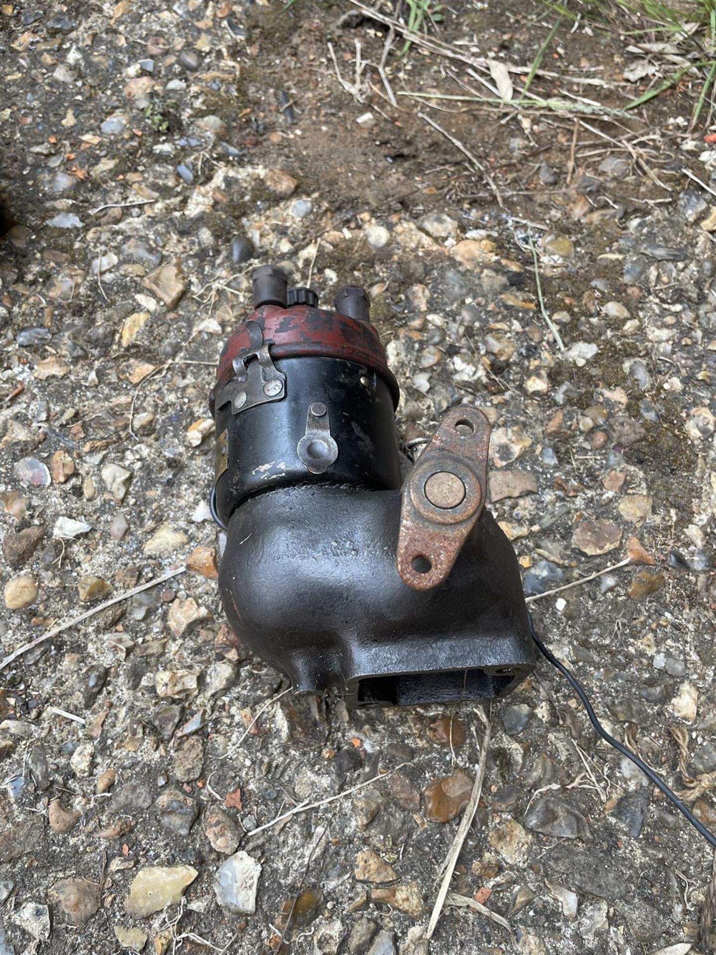 Dayton Belco Ignition Distributor with Cap - Image 3 of 4