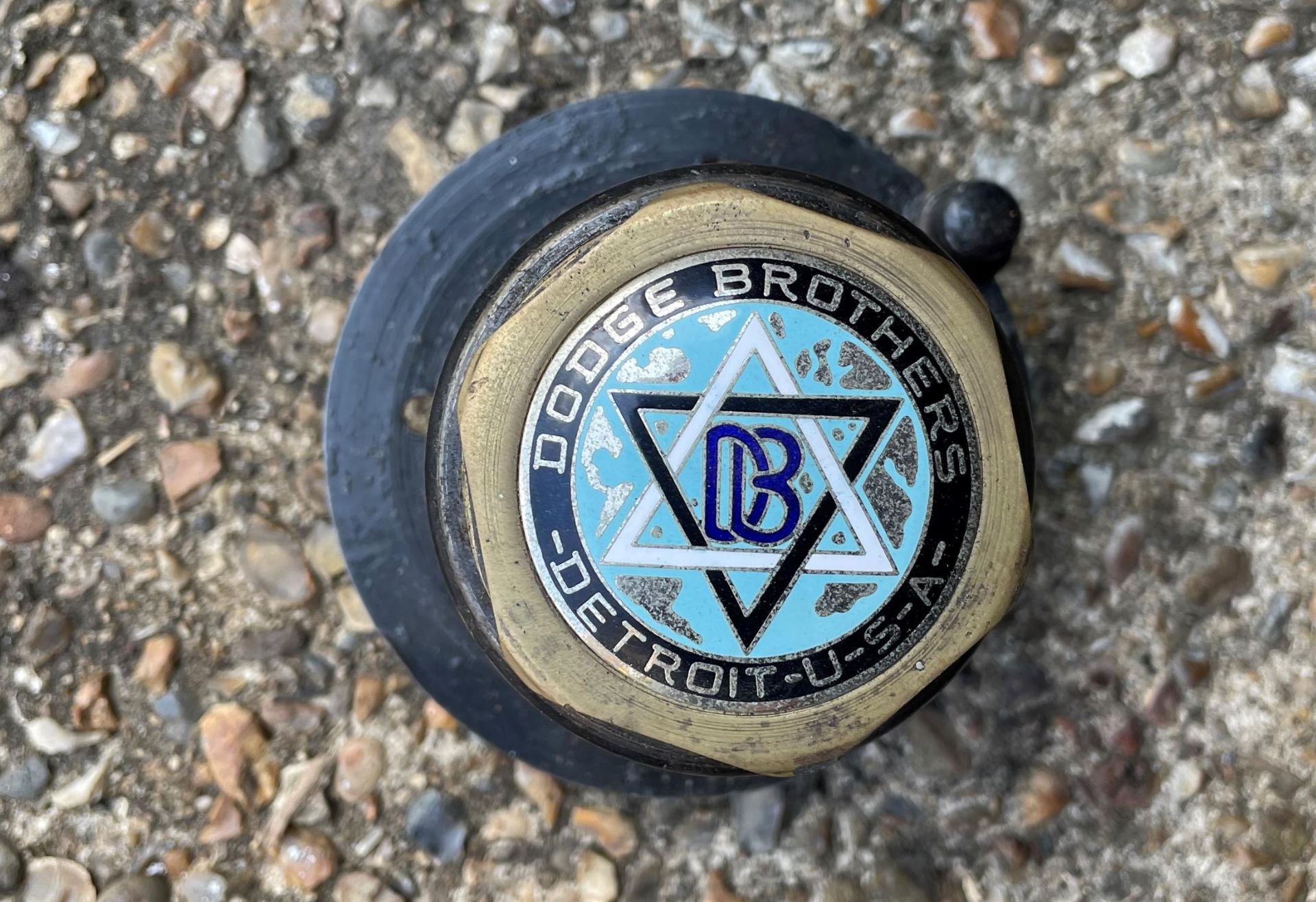 Dodge Four Spare Wheel Carrier with Enamelled Badge