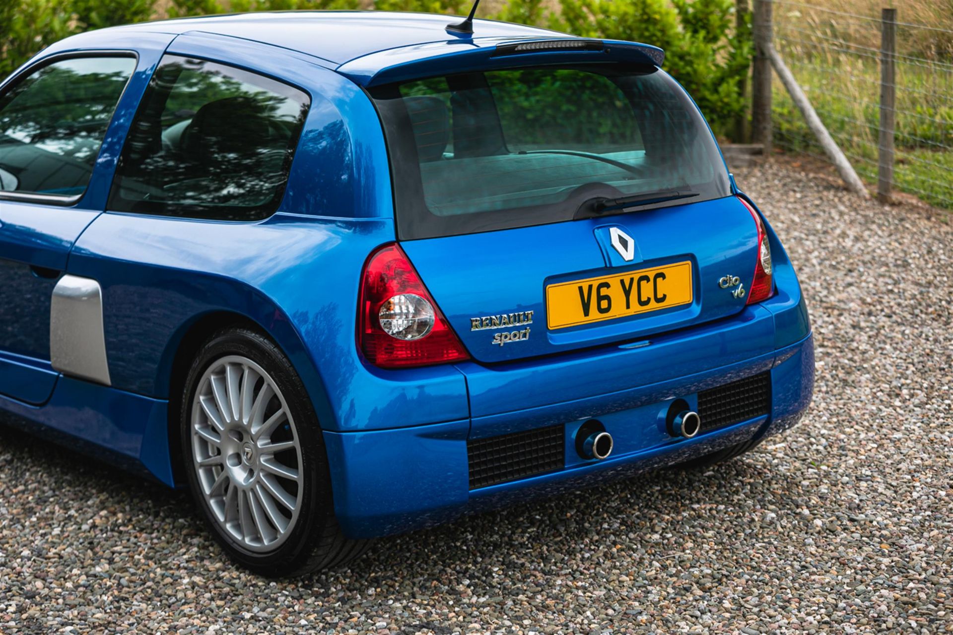 2003 Renault Clio V6 RenaultSport (255) Phase 2 - Image 9 of 10