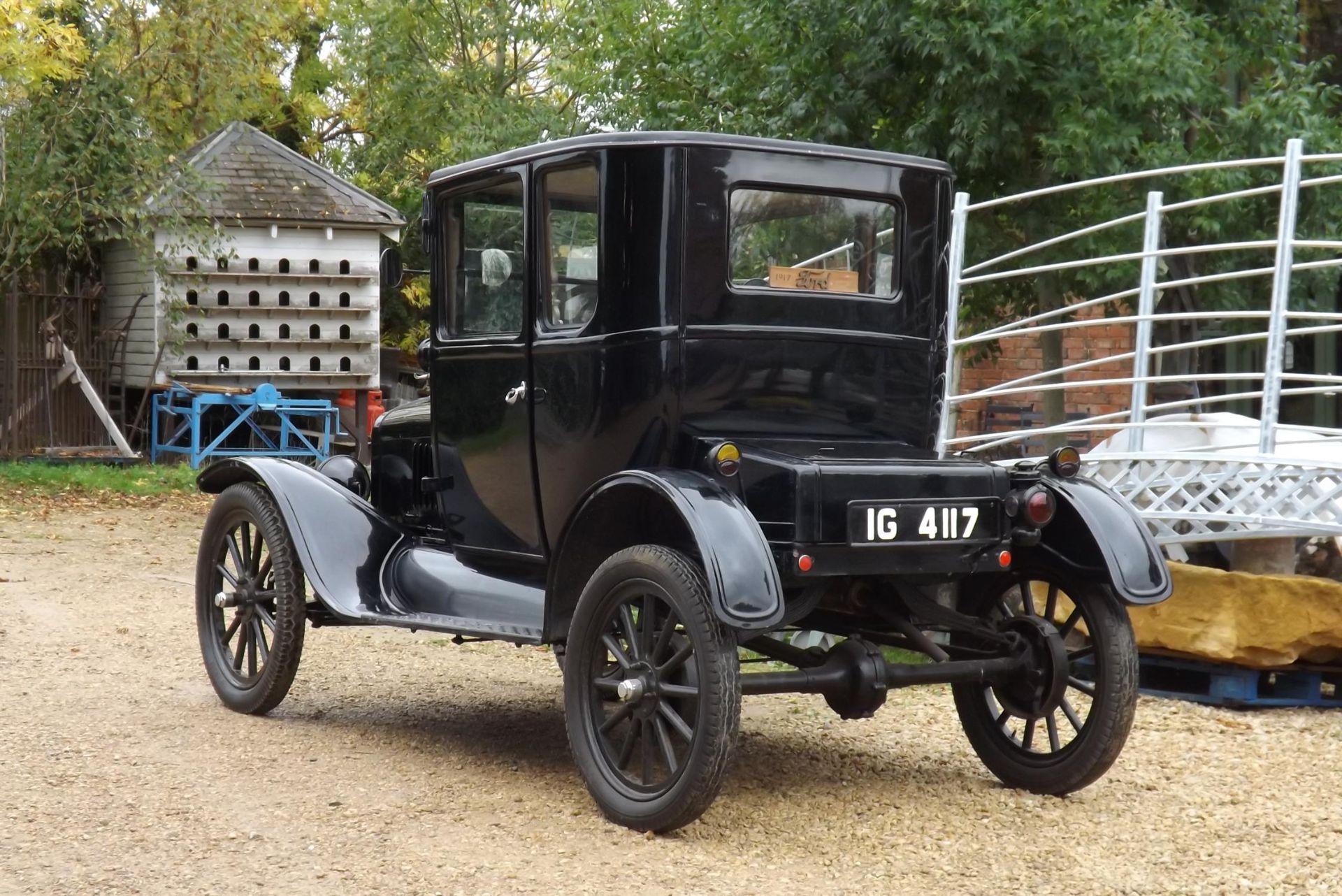 1917 Ford Model T Doctors Coupe - Image 4 of 10