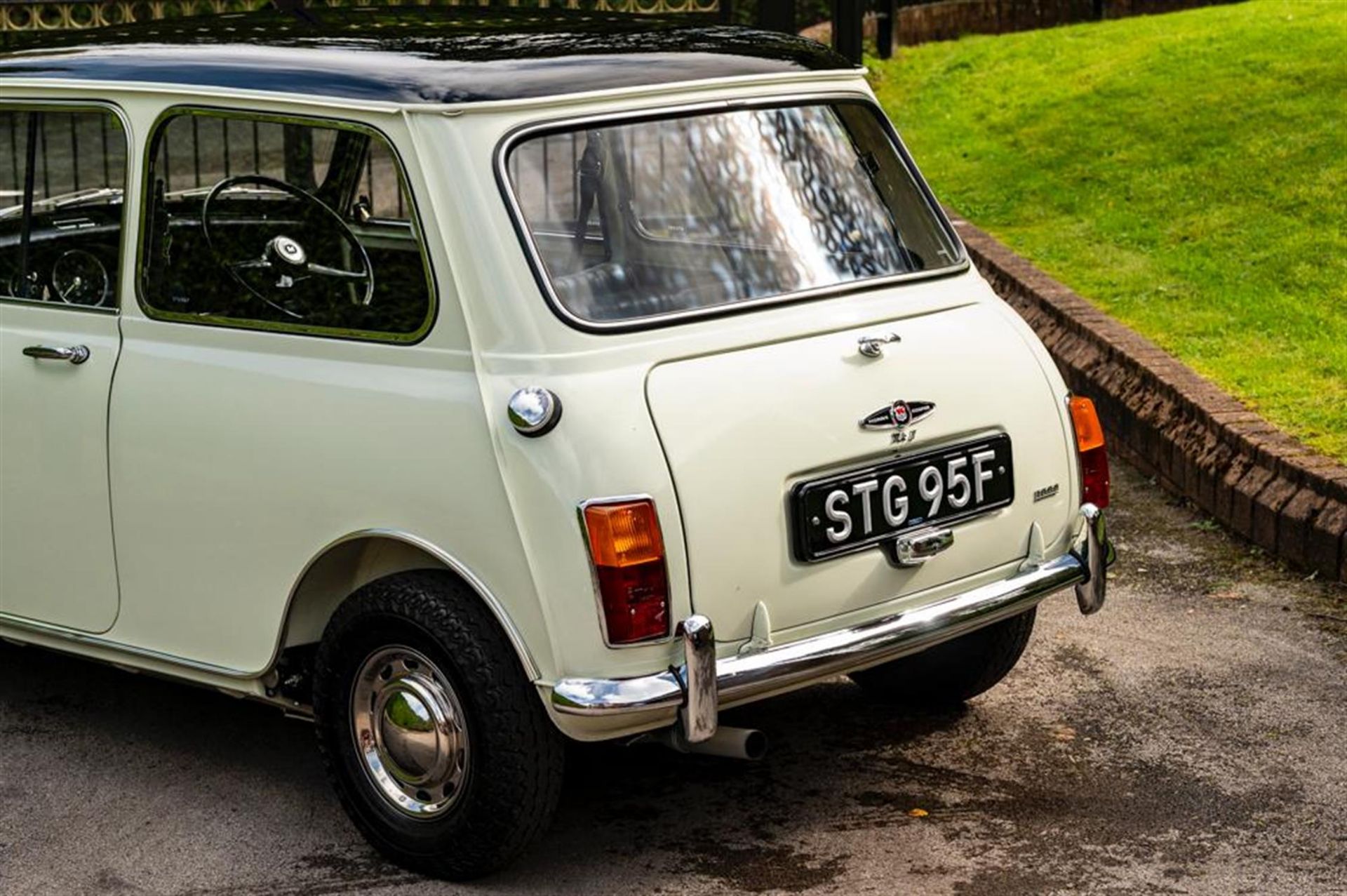 1968 Morris Mini Cooper Mk 2 998cc - Image 9 of 10