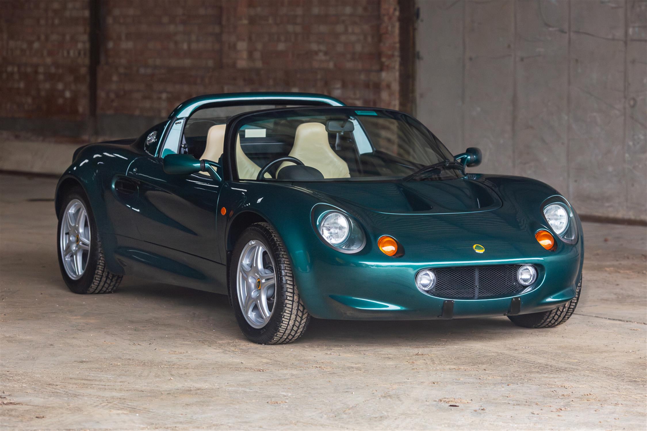 Charity Lot - 1997 Lotus Elise Series 1 - 1,900 miles