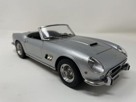 1:18th Scale 1960 Ferrari 250 California SWB by CMC