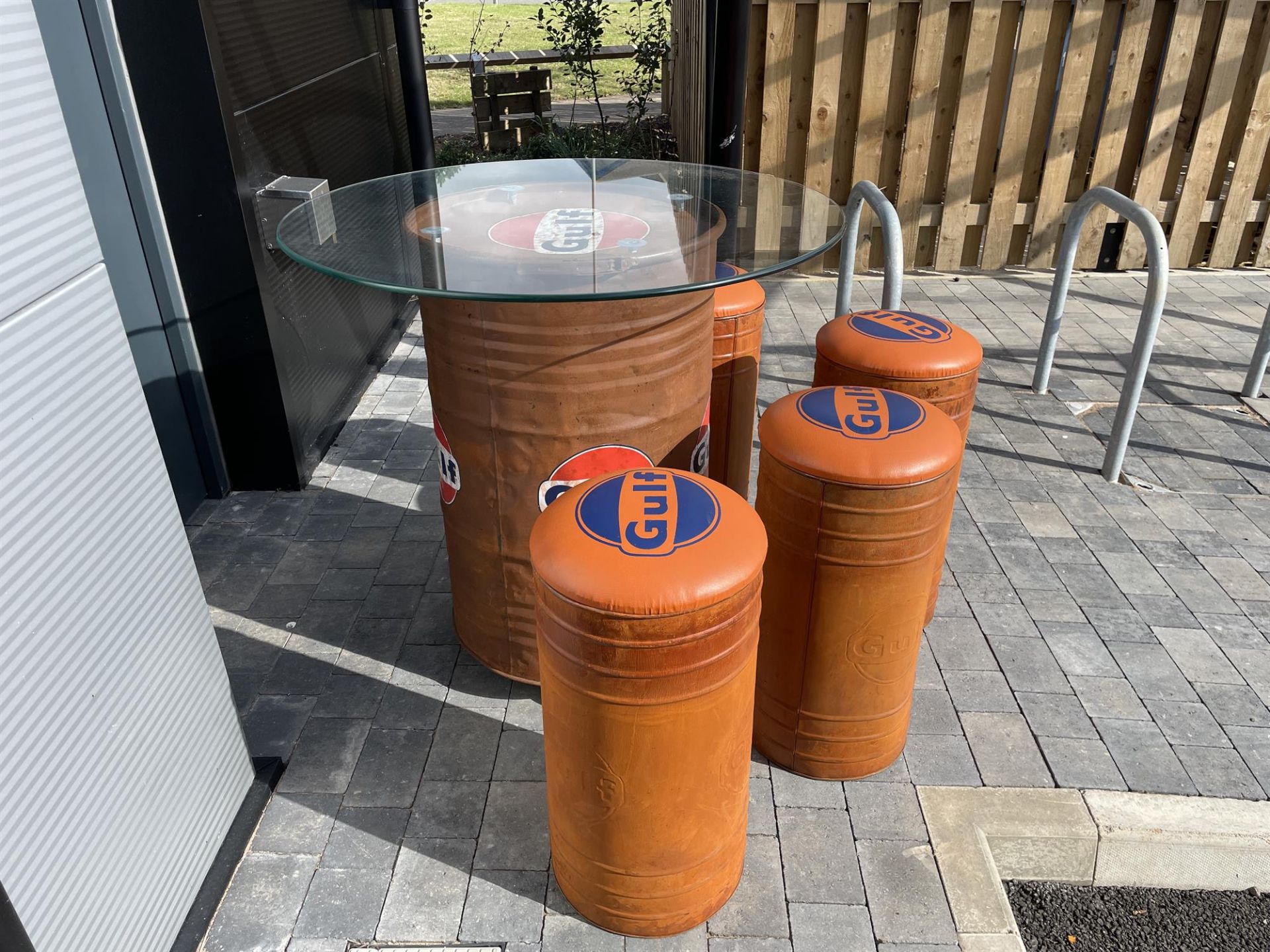 Gulf-Themed Oil Drum Table and Seat Set - Image 4 of 10